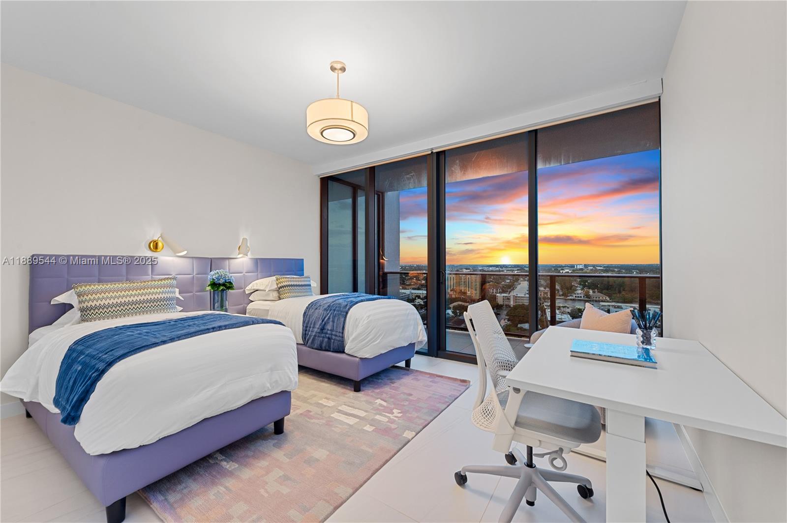 CASAMAR - Residential Lease