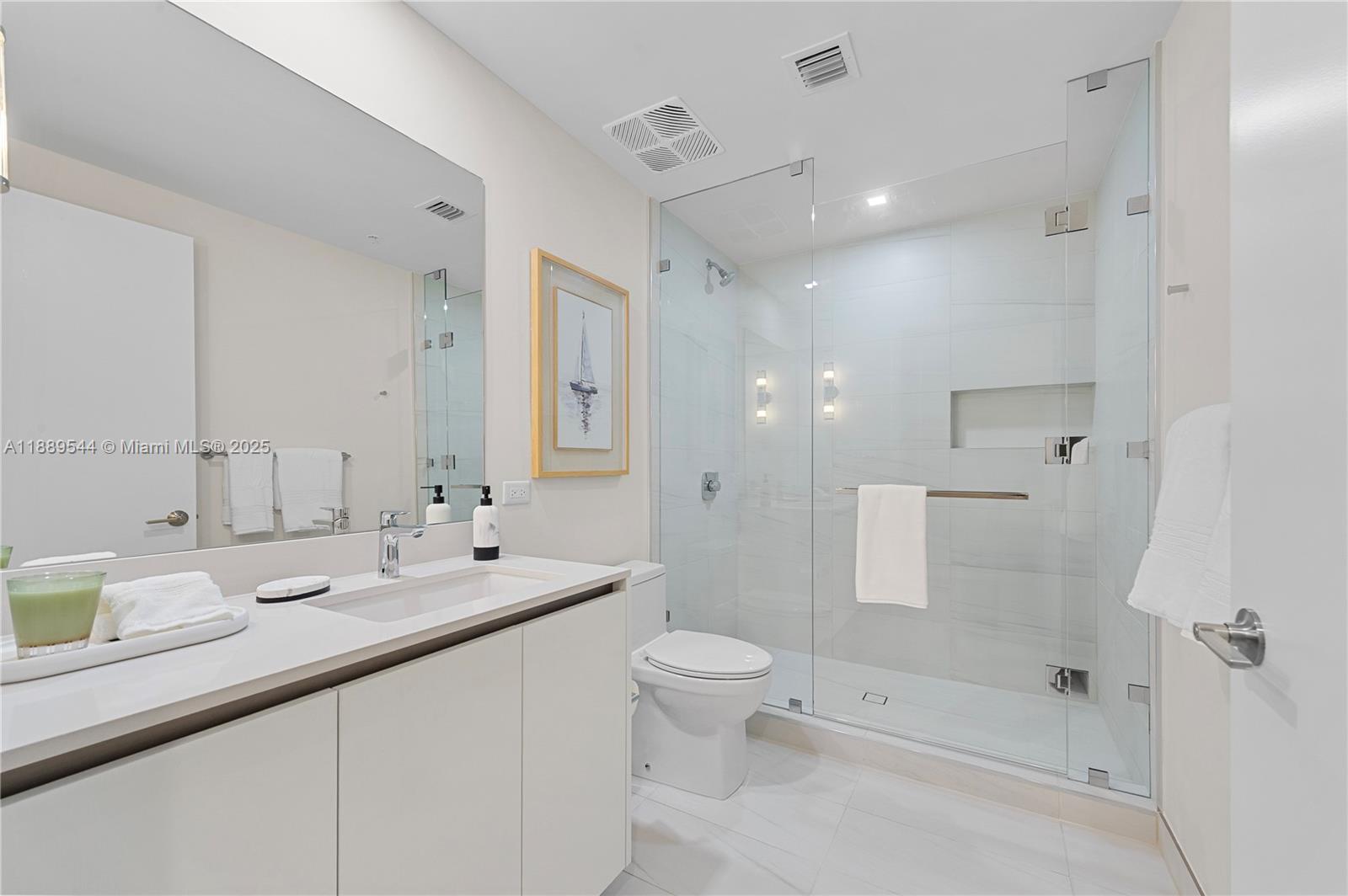 CASAMAR - Residential Lease