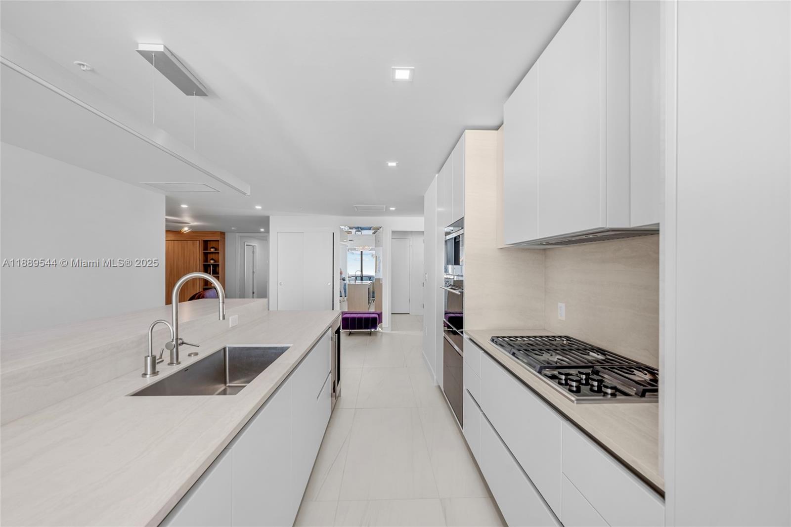 CASAMAR - Residential Lease