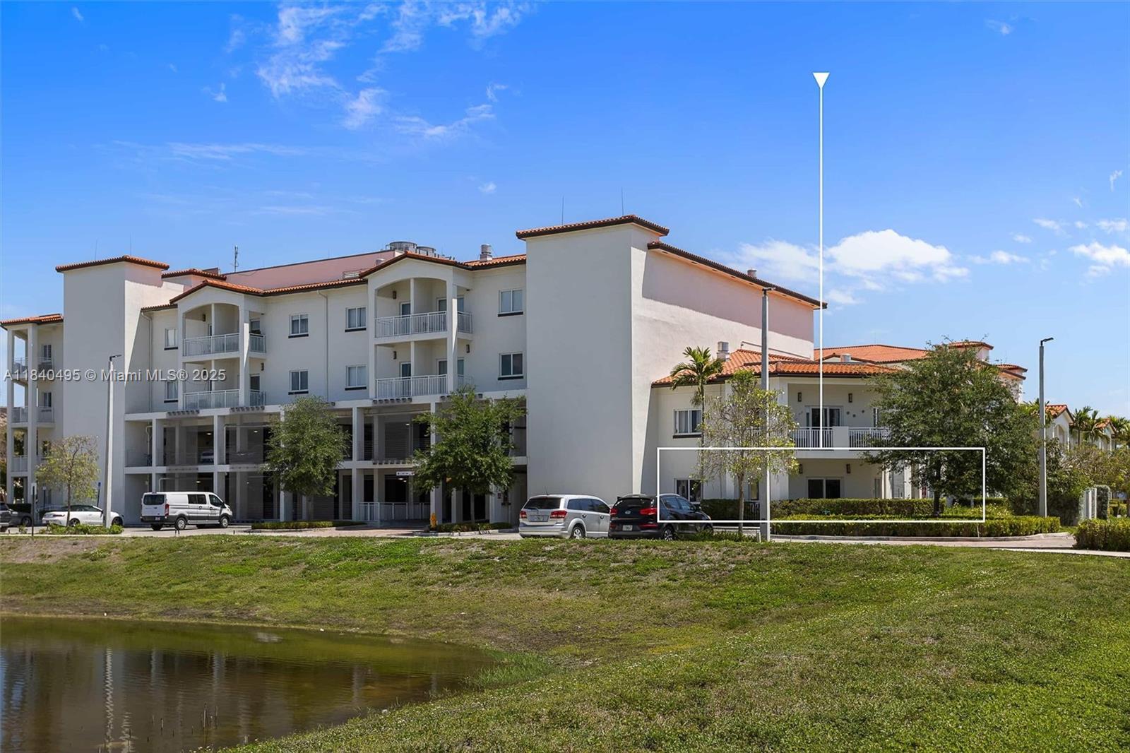 ISLANDS AT DORAL 1ST ADDI - Residential