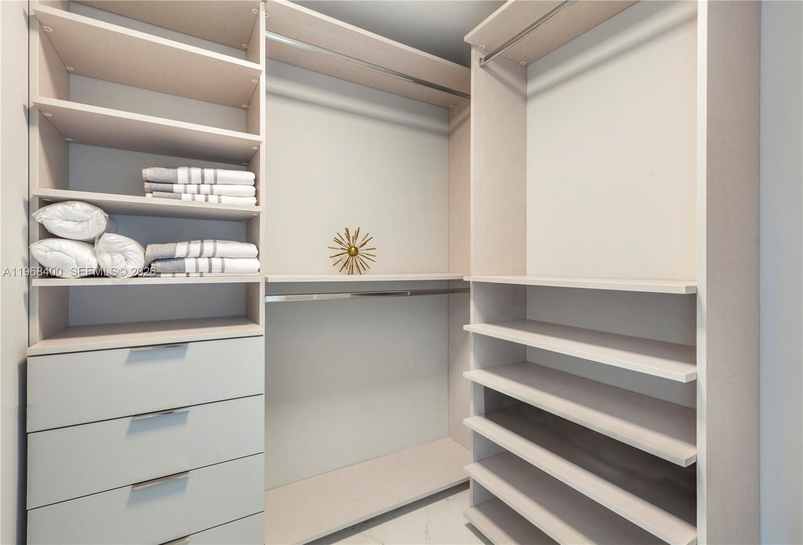 Parque Towers - Residential