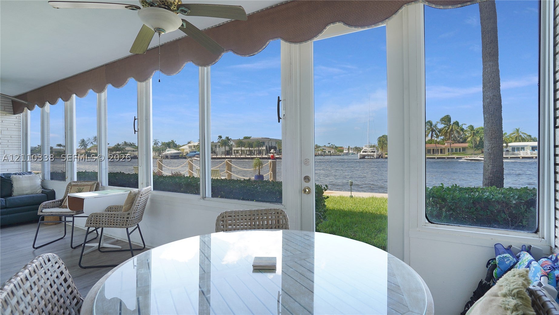401 N Riverside Dr 105