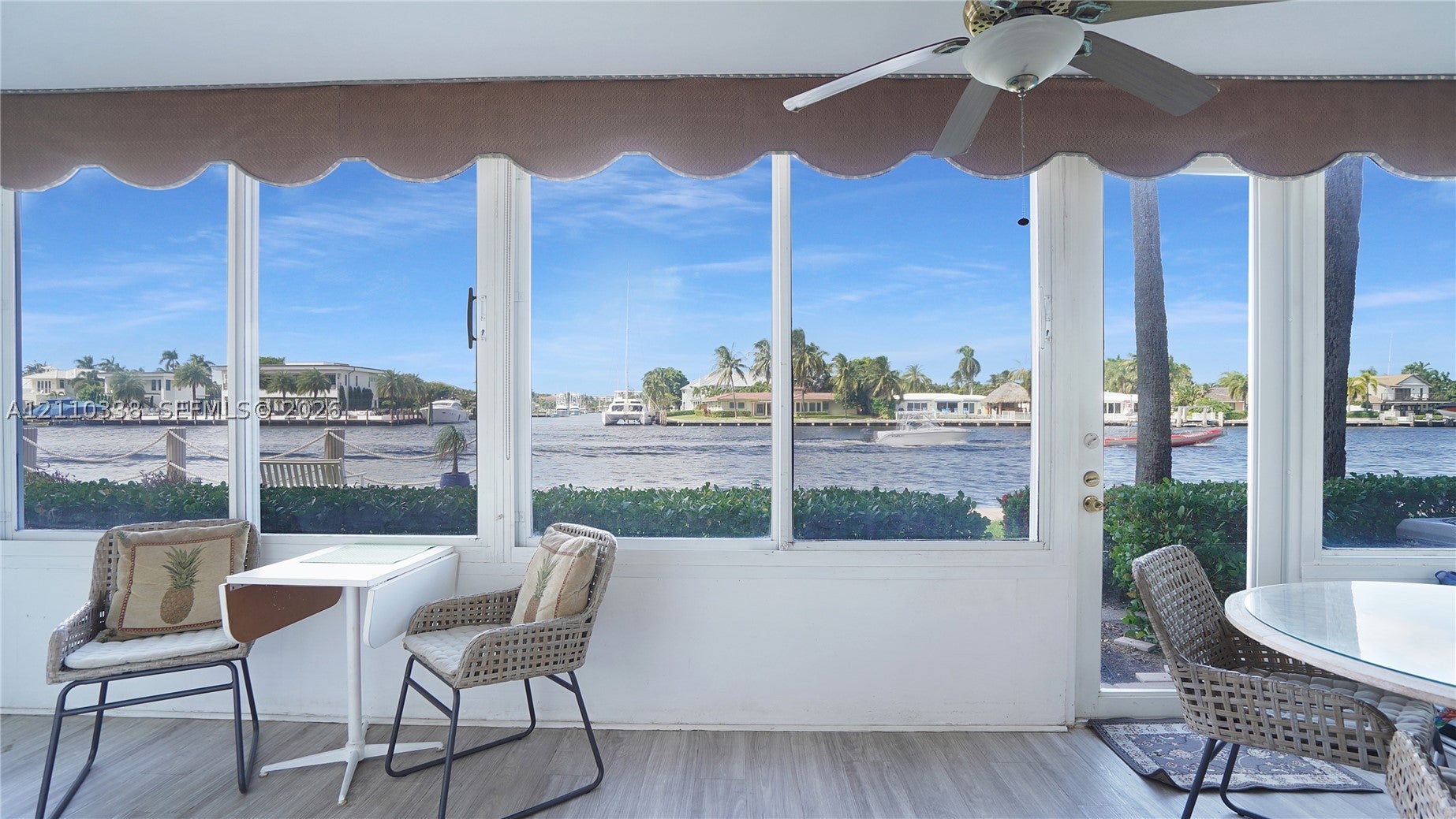 401 N Riverside Dr 105