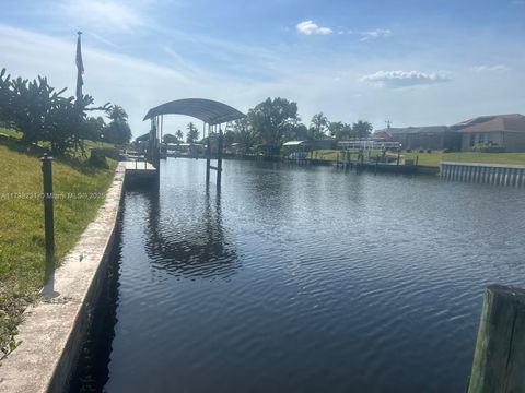 1515 SE 32 ter Cape Coral FL 33309
