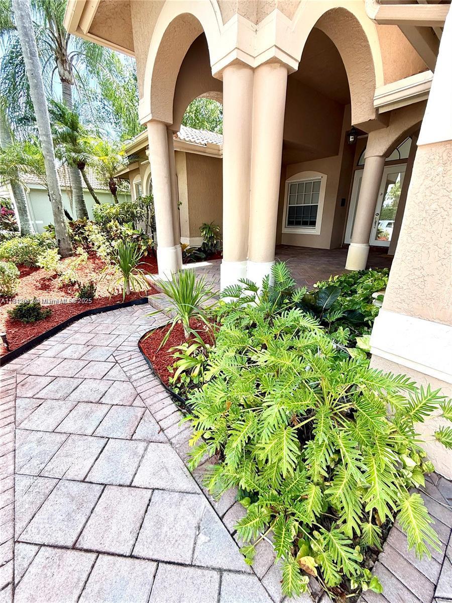 SECTOR 7 - Weston Hills - Residential Lease