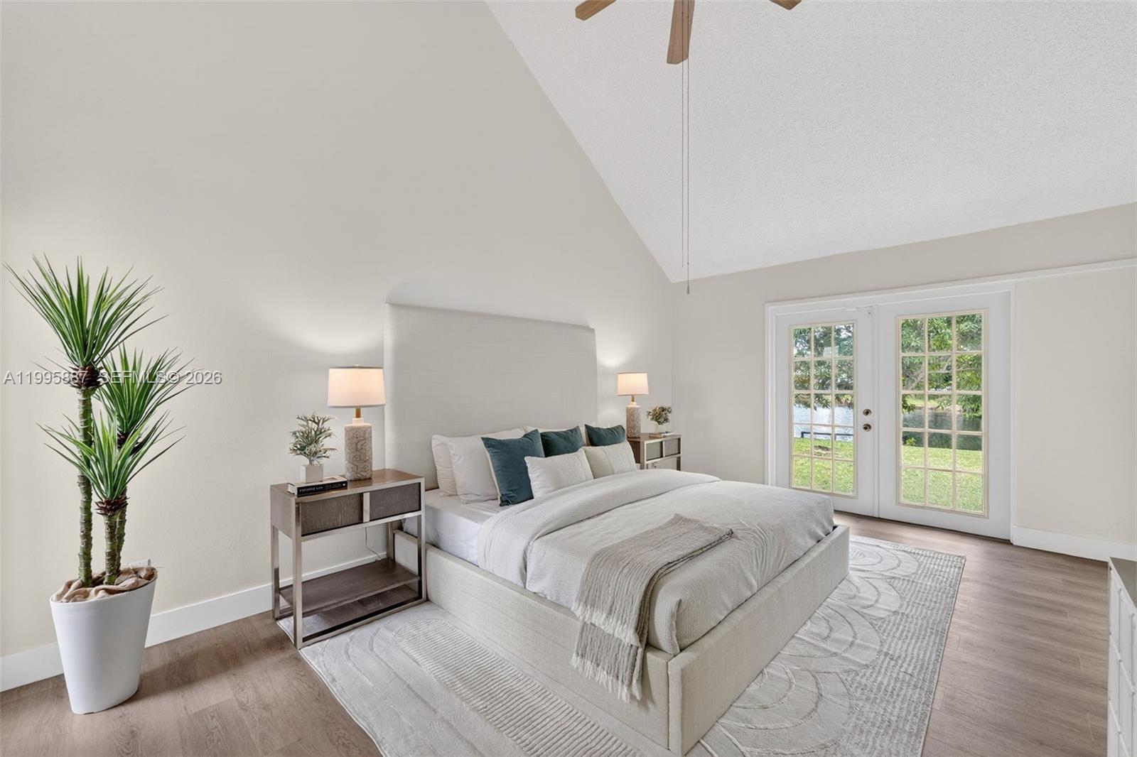 TURTLE BAY - Residential