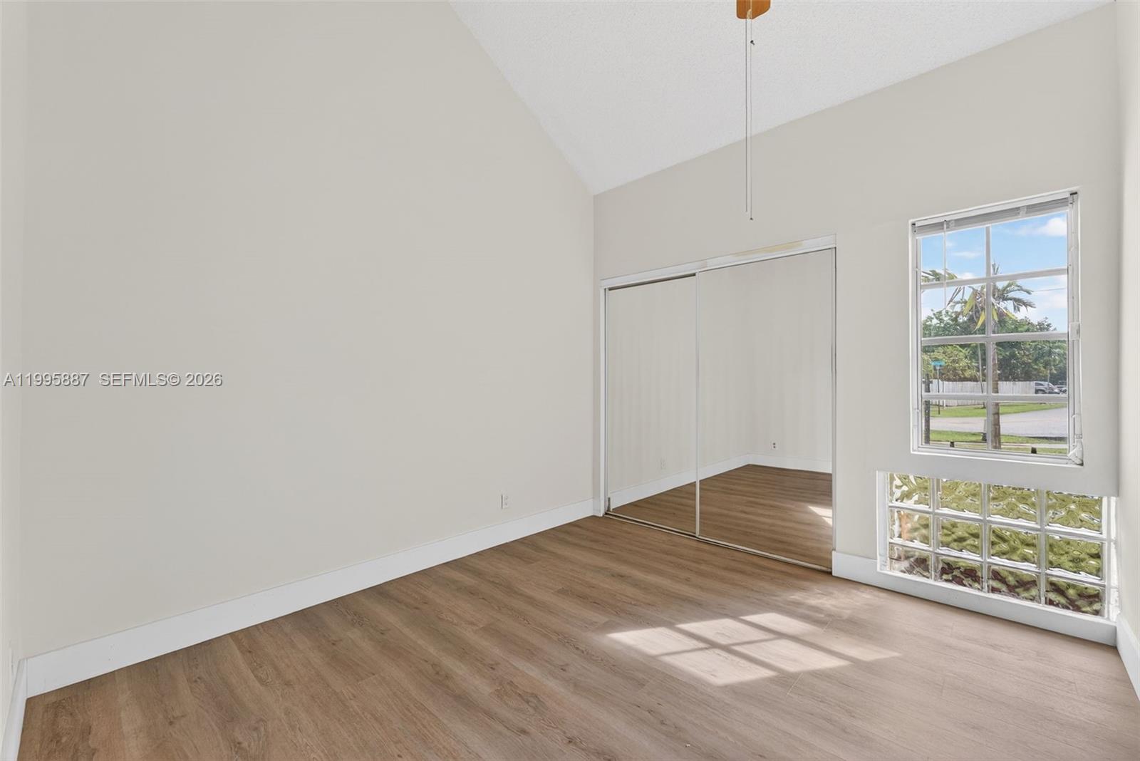 TURTLE BAY - Residential