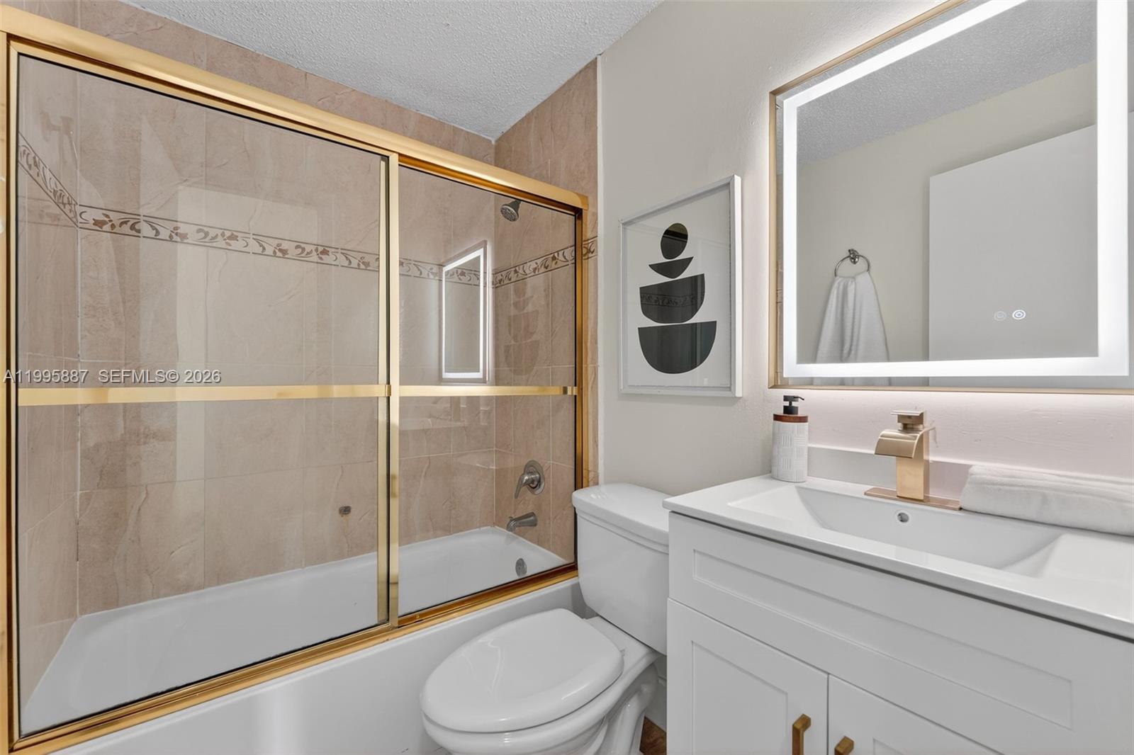 TURTLE BAY - Residential