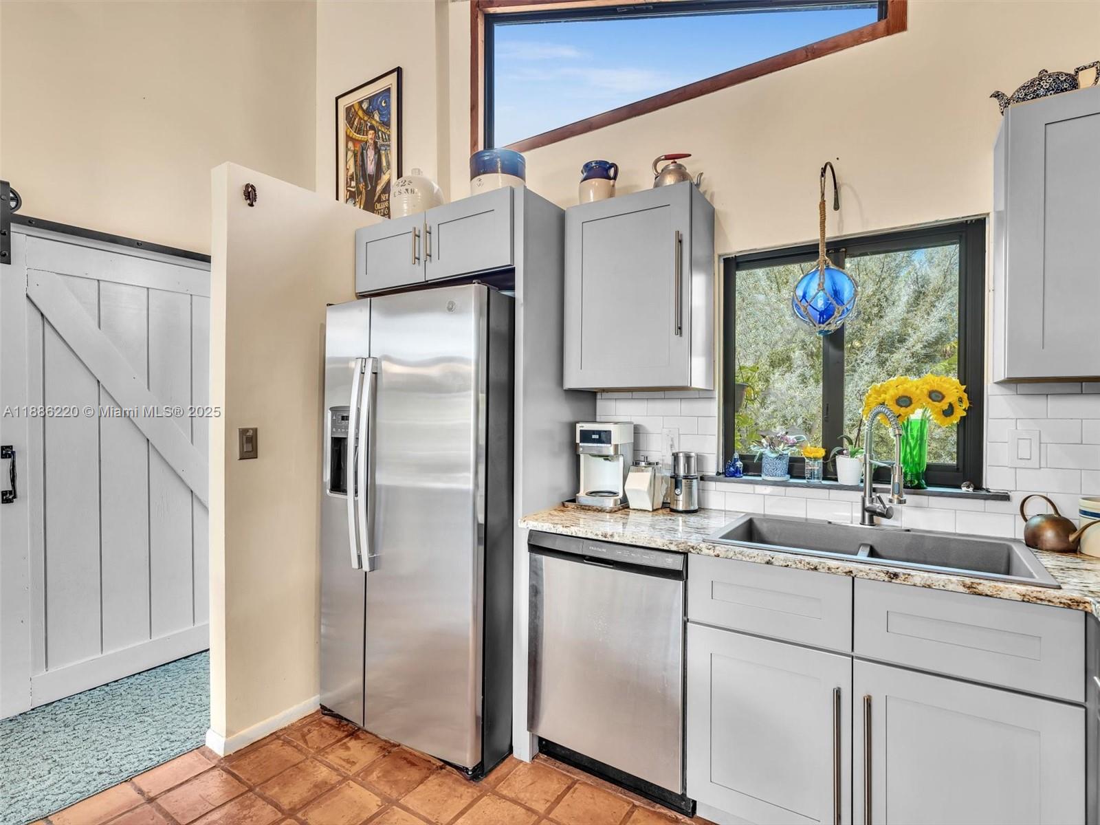 KILLIAN PINES TOWNHOUSES - Residential