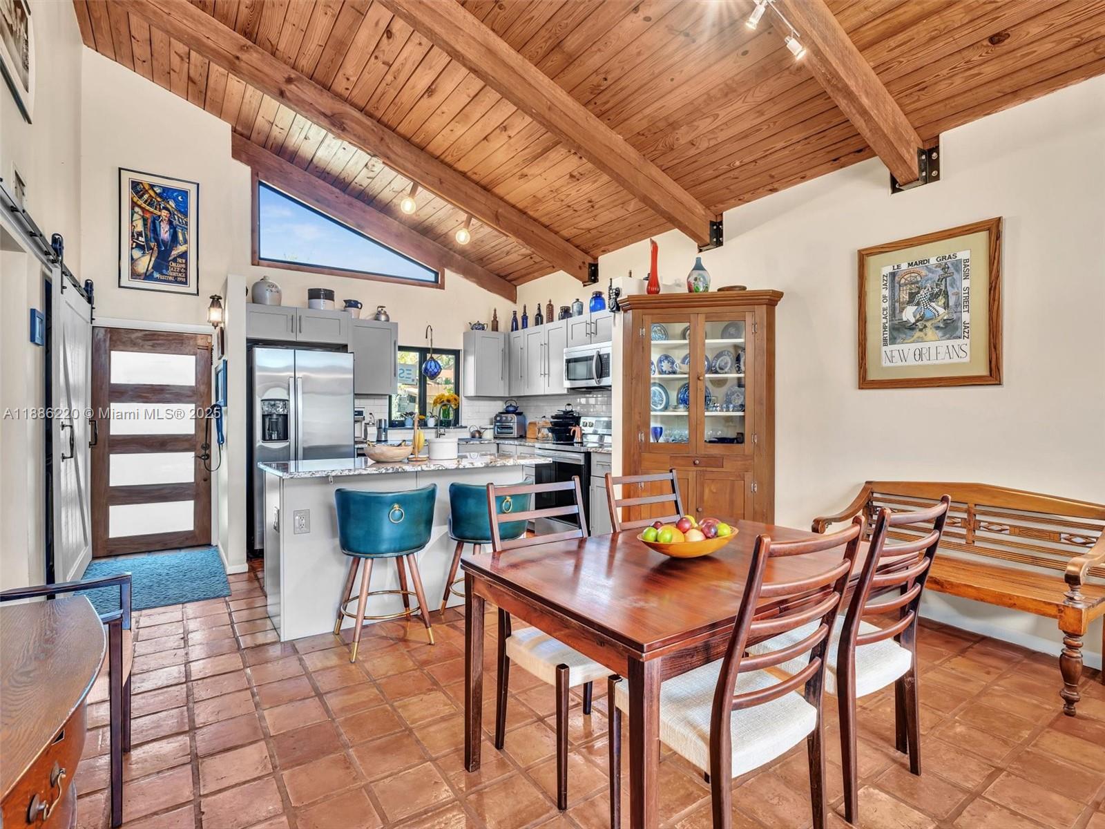 KILLIAN PINES TOWNHOUSES - Residential