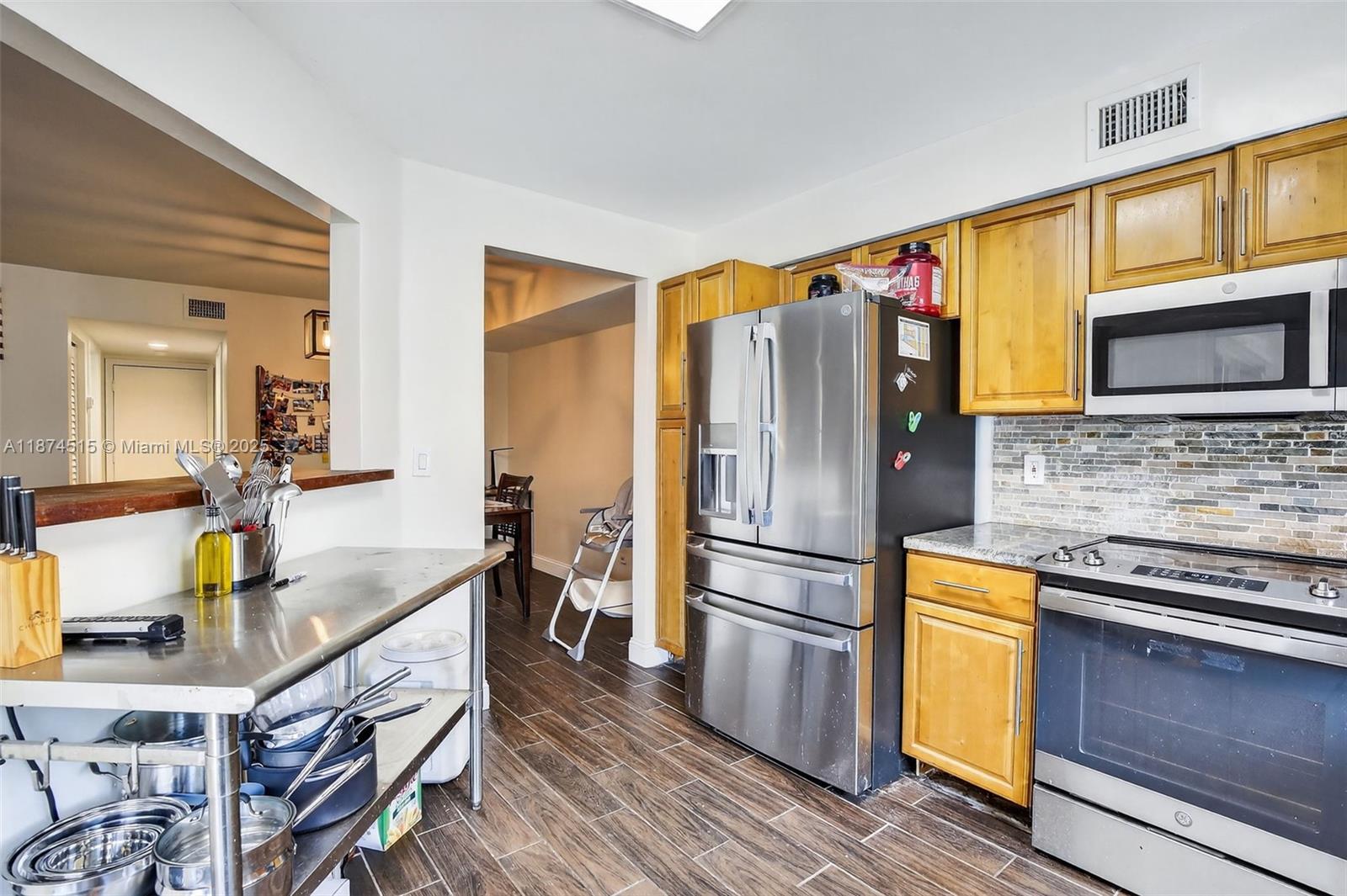 PARC COURT CONDO - Residential