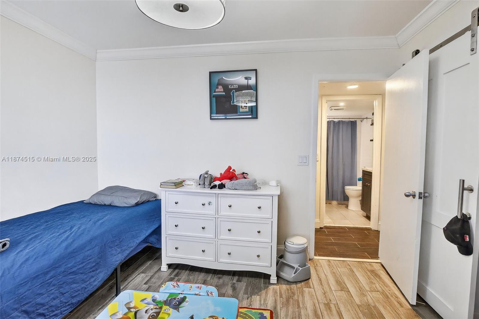 PARC COURT CONDO - Residential