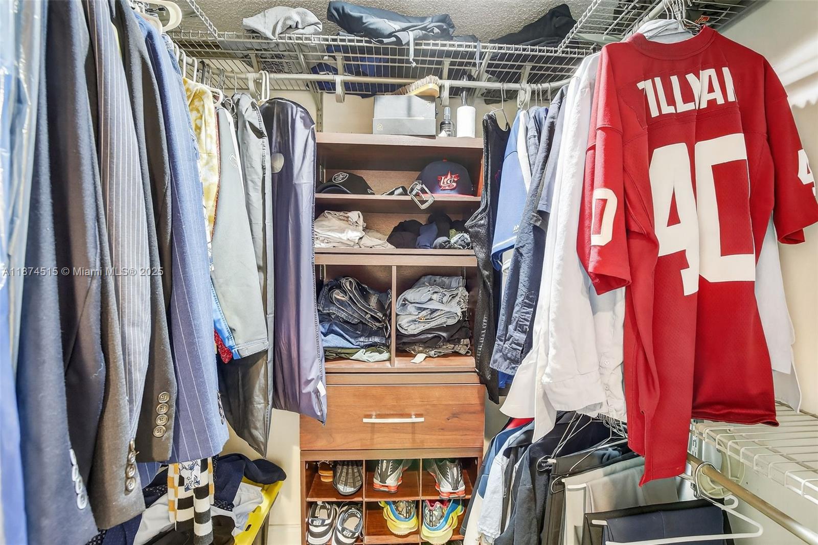 PARC COURT CONDO - Residential