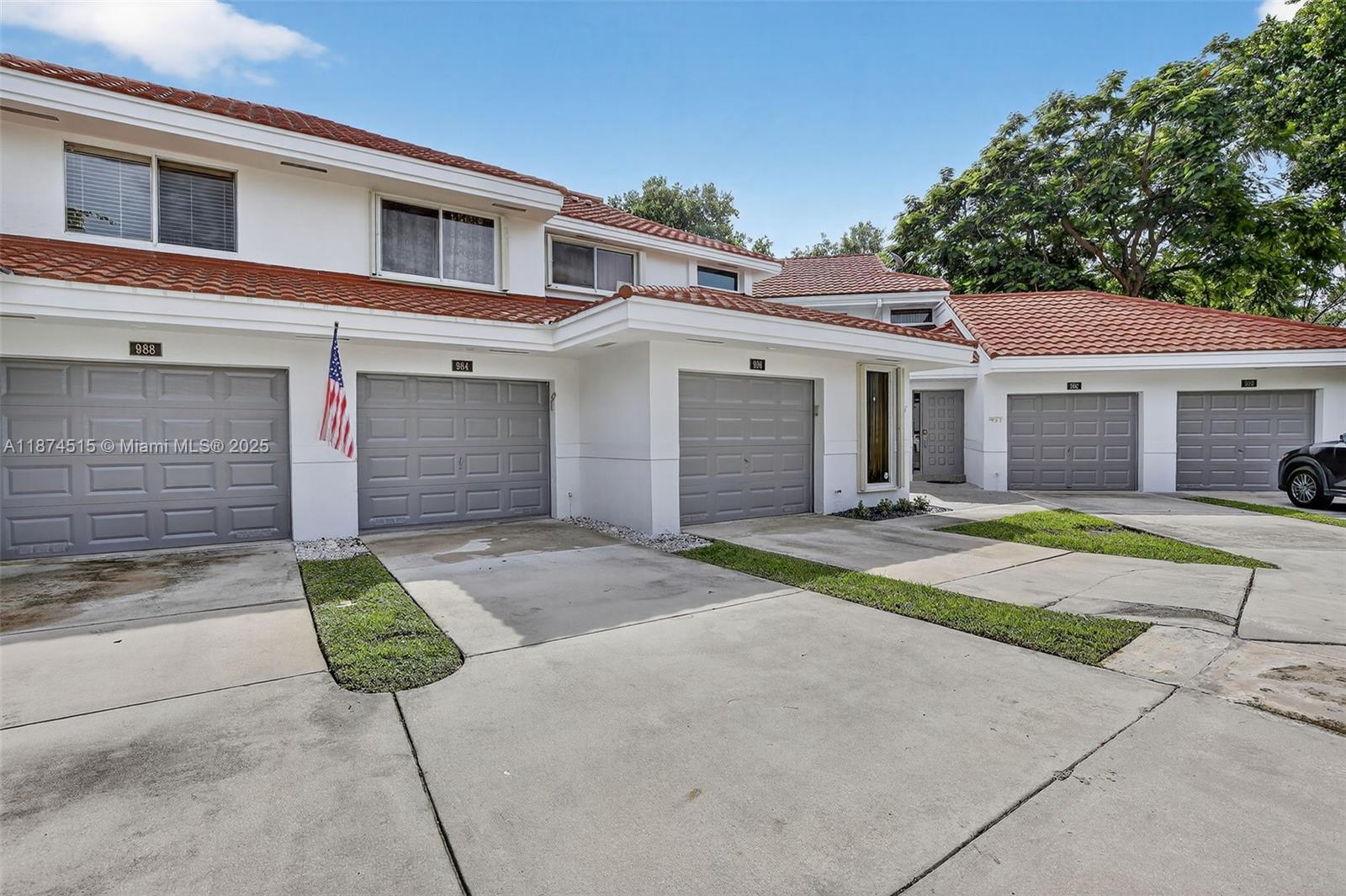 984 NW 93rd Ave 984