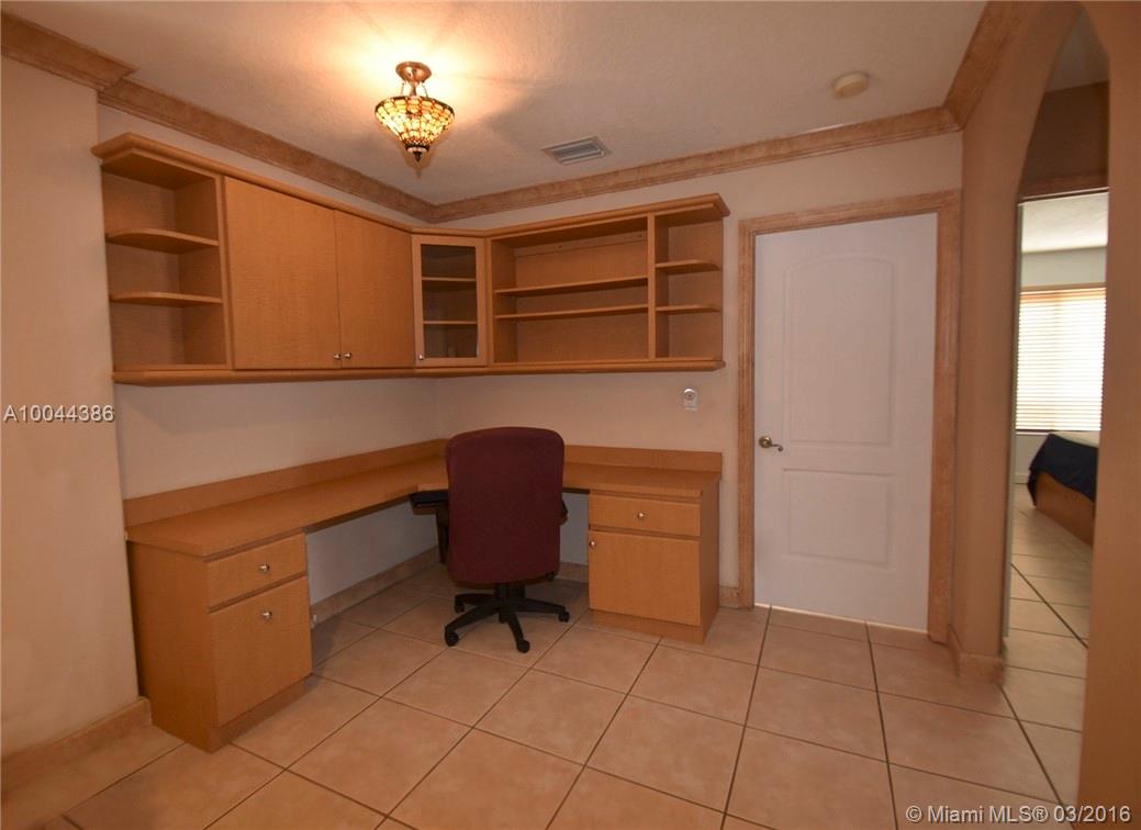 Shoma Homes At Tamiami 04 - Residential