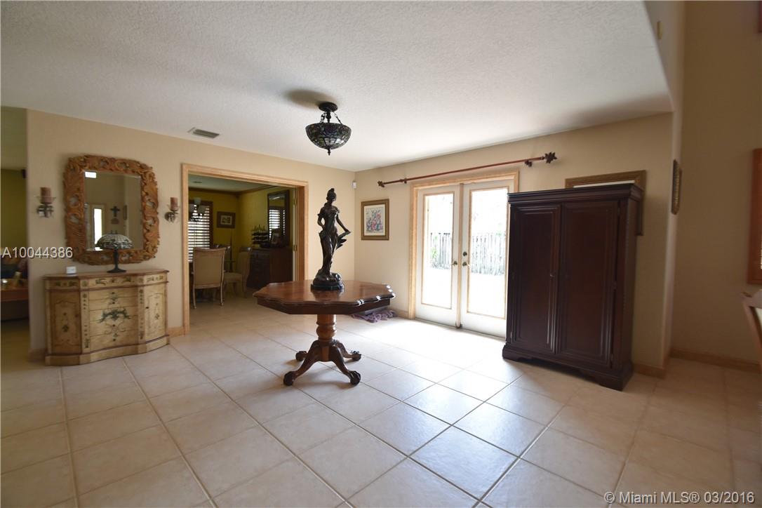 Shoma Homes At Tamiami 04 - Residential