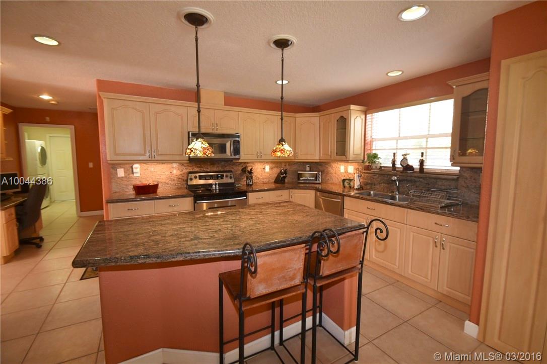 Shoma Homes At Tamiami 04 - Residential