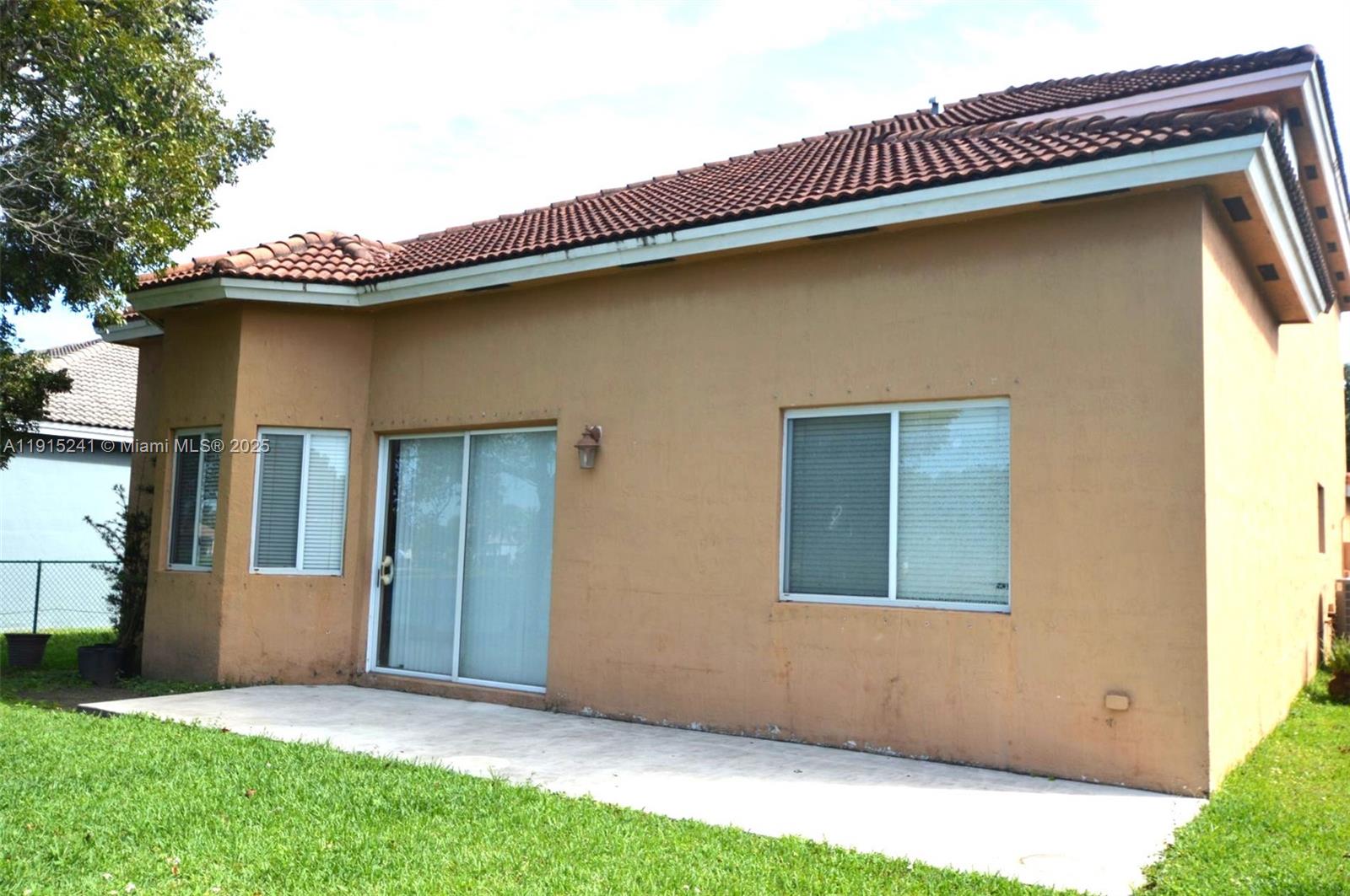 KEYS LANDING - Residential Lease