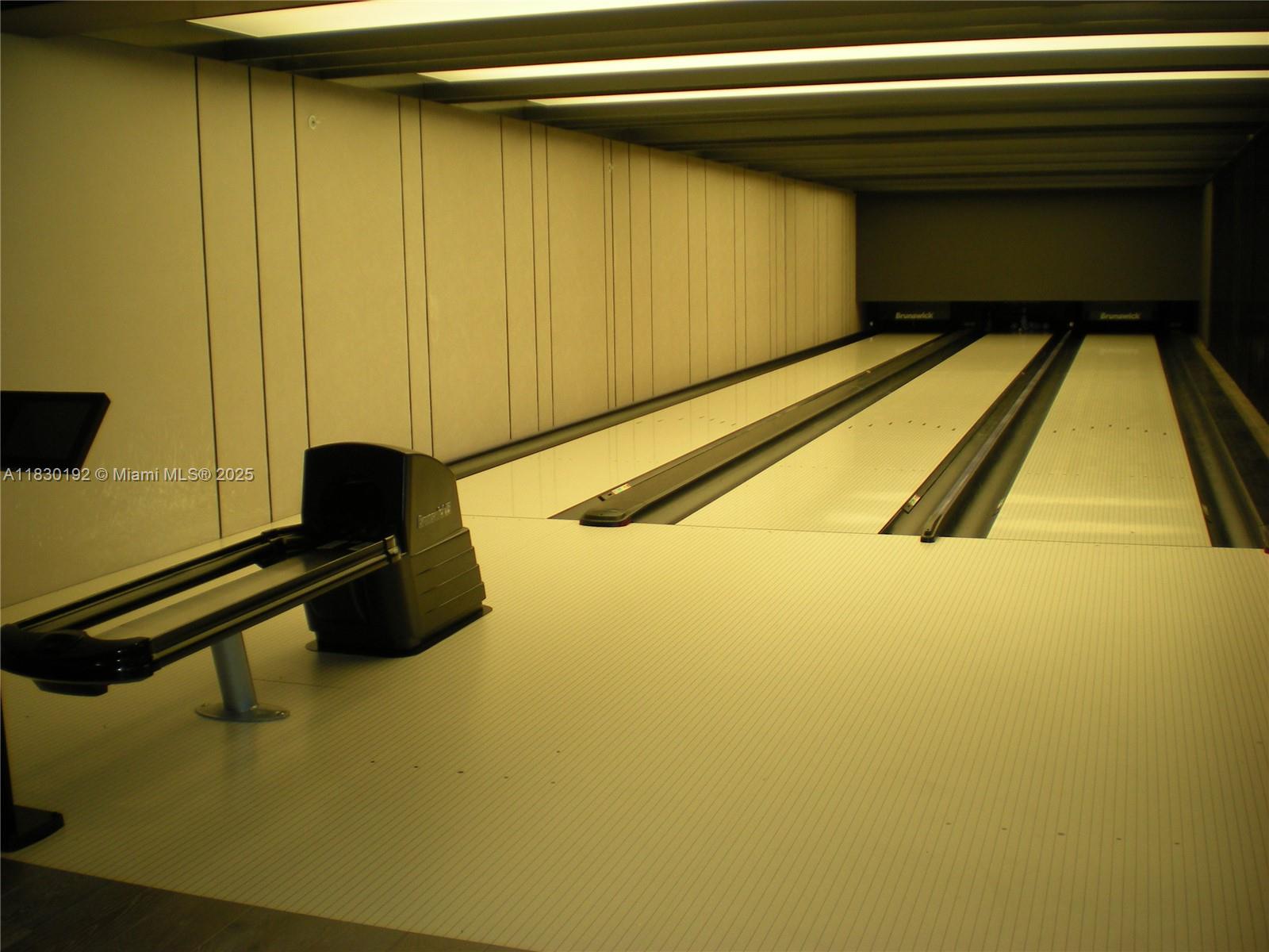 PARAISO BAY CONDO - Residential