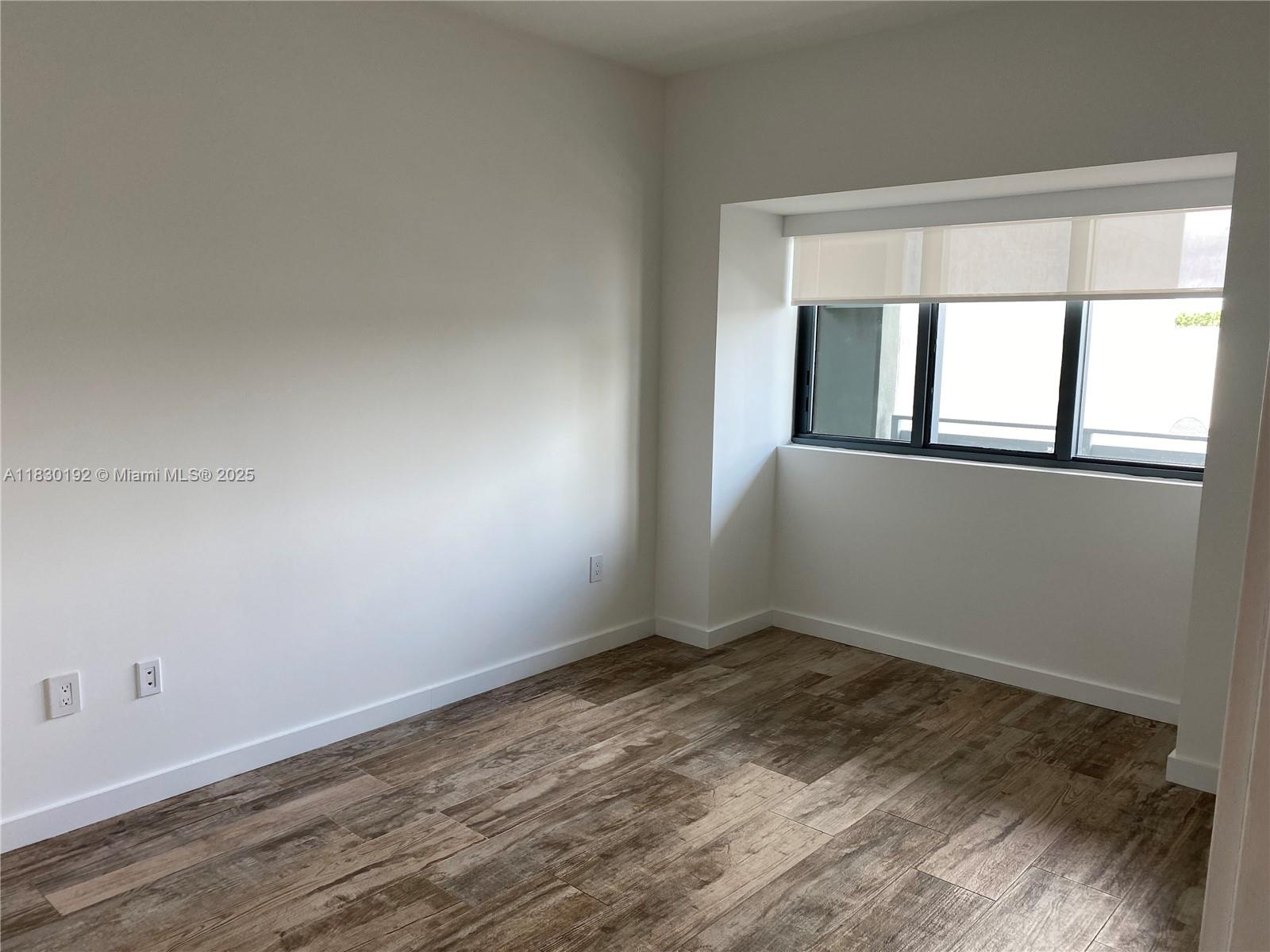 PARAISO BAY CONDO - Residential