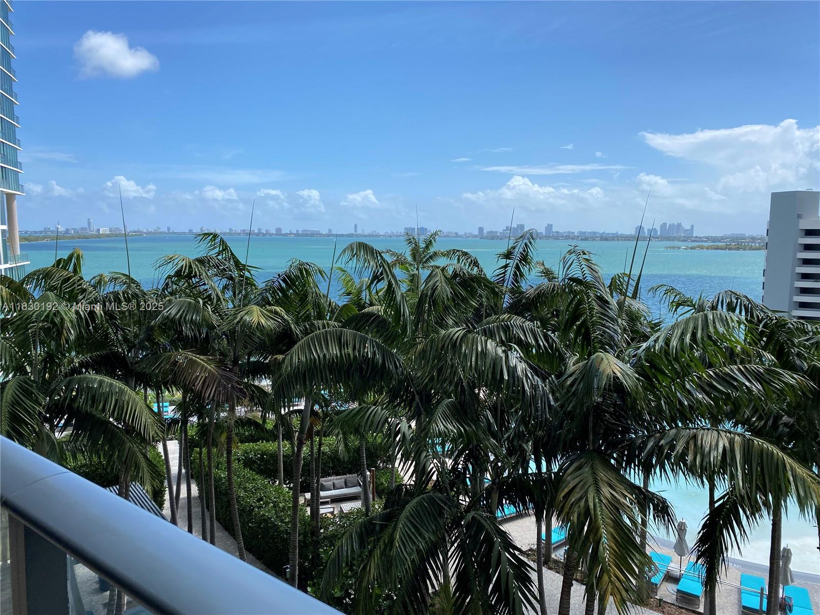 PARAISO BAY CONDO - Residential