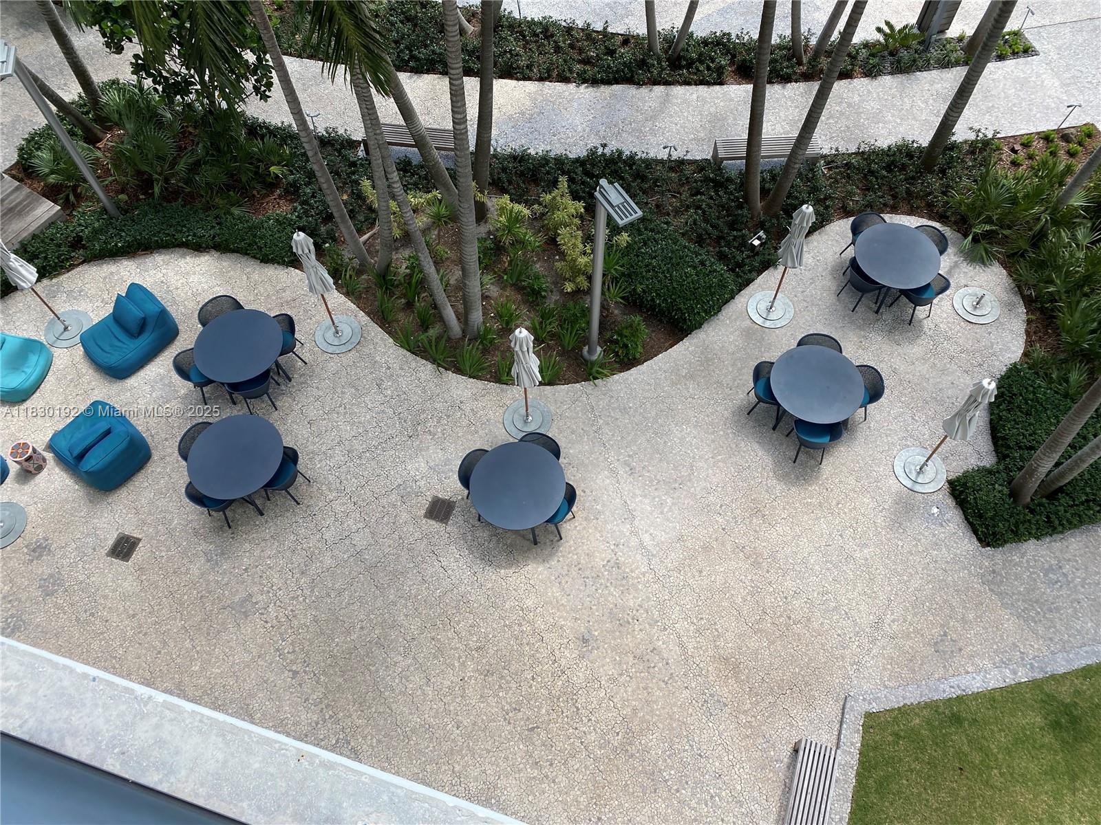 PARAISO BAY CONDO - Residential