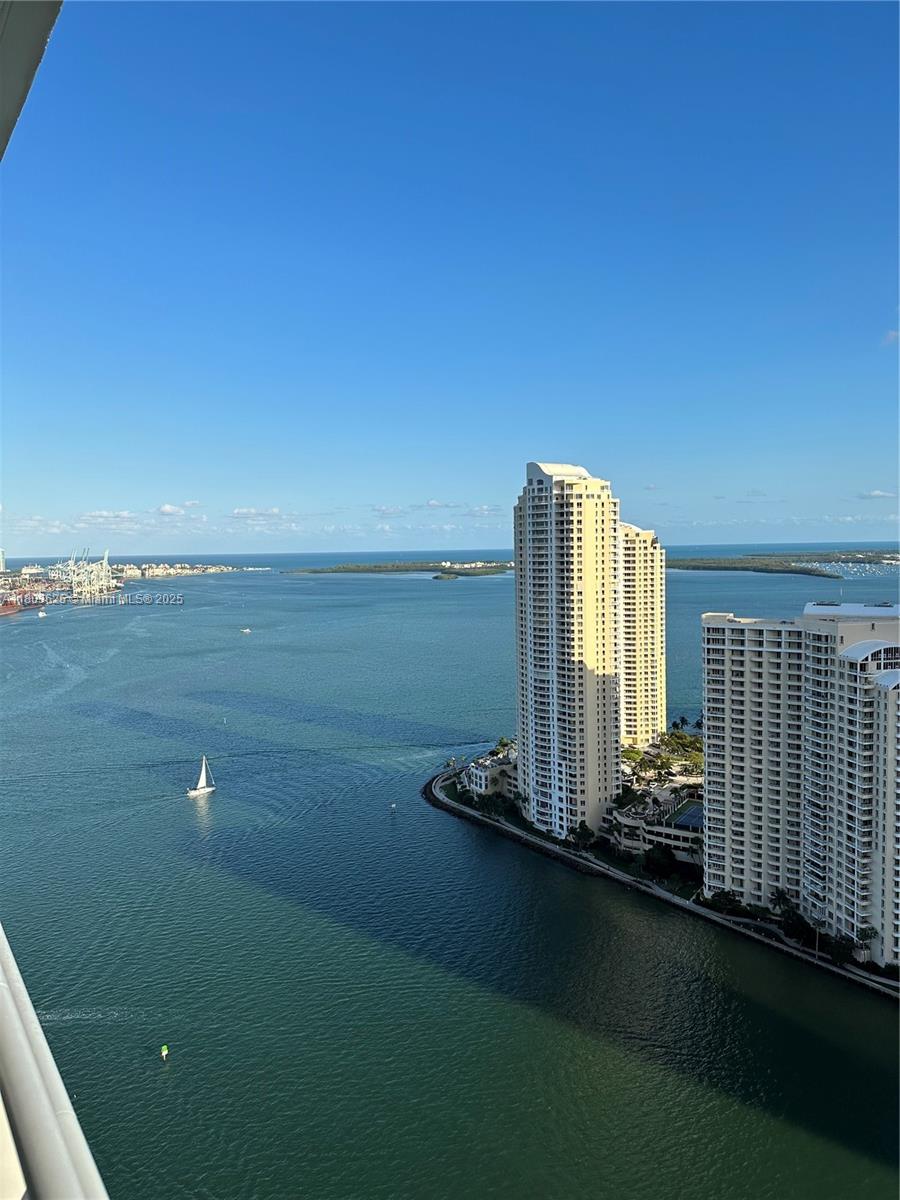 325 S Biscayne Blvd 4119, Miami, Broward County, Florida - 2 Bedrooms  
2 Bathrooms - 