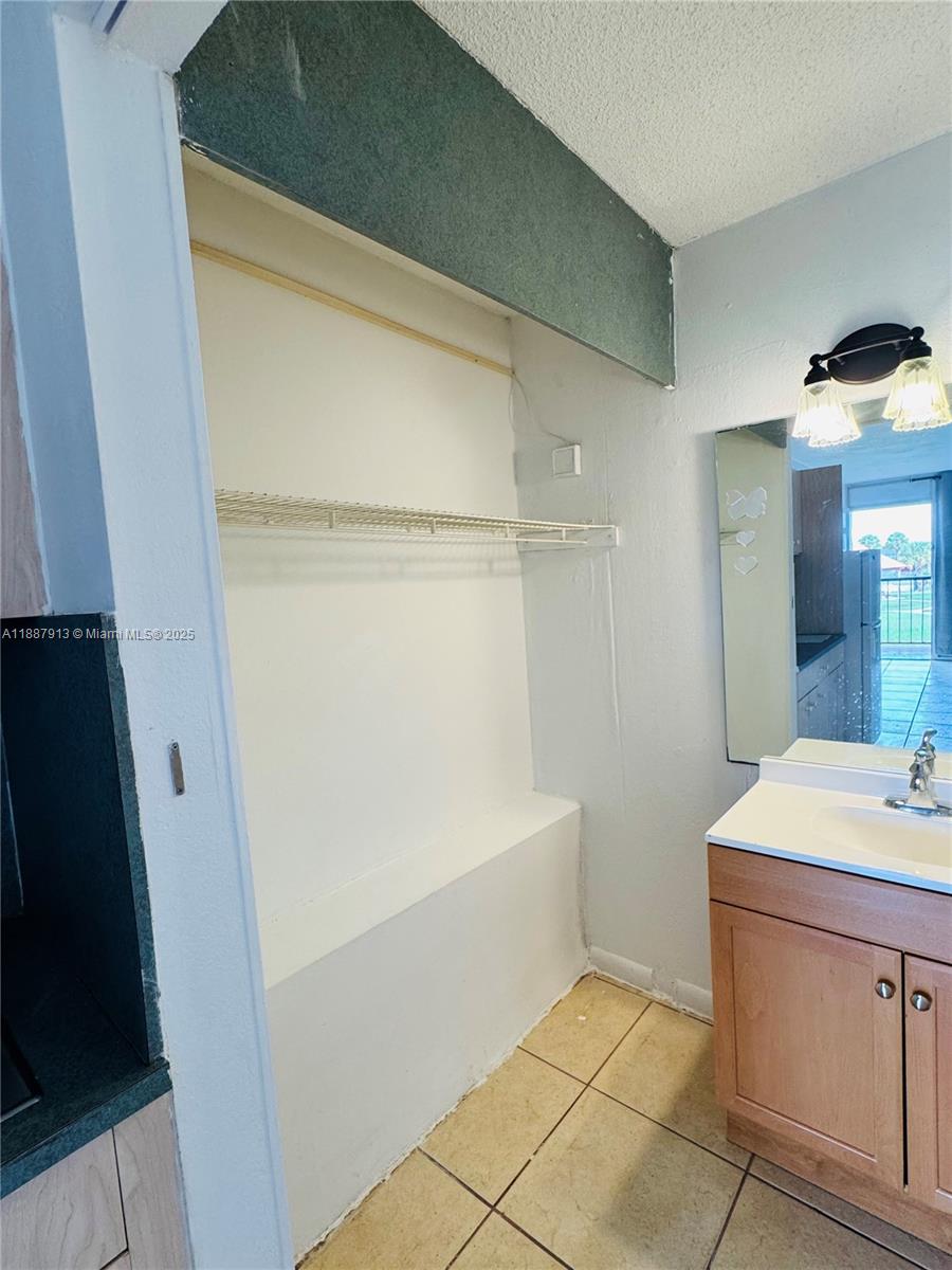 Tropicana Resort - Residential