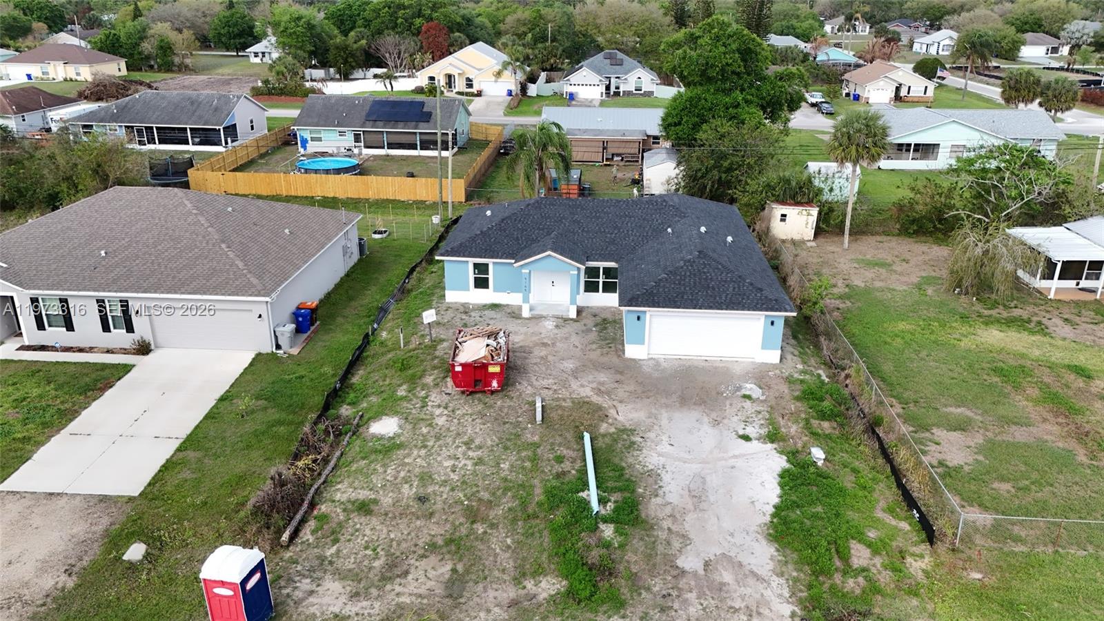 VERO LAKE ESTATES UNIT H- - Residential