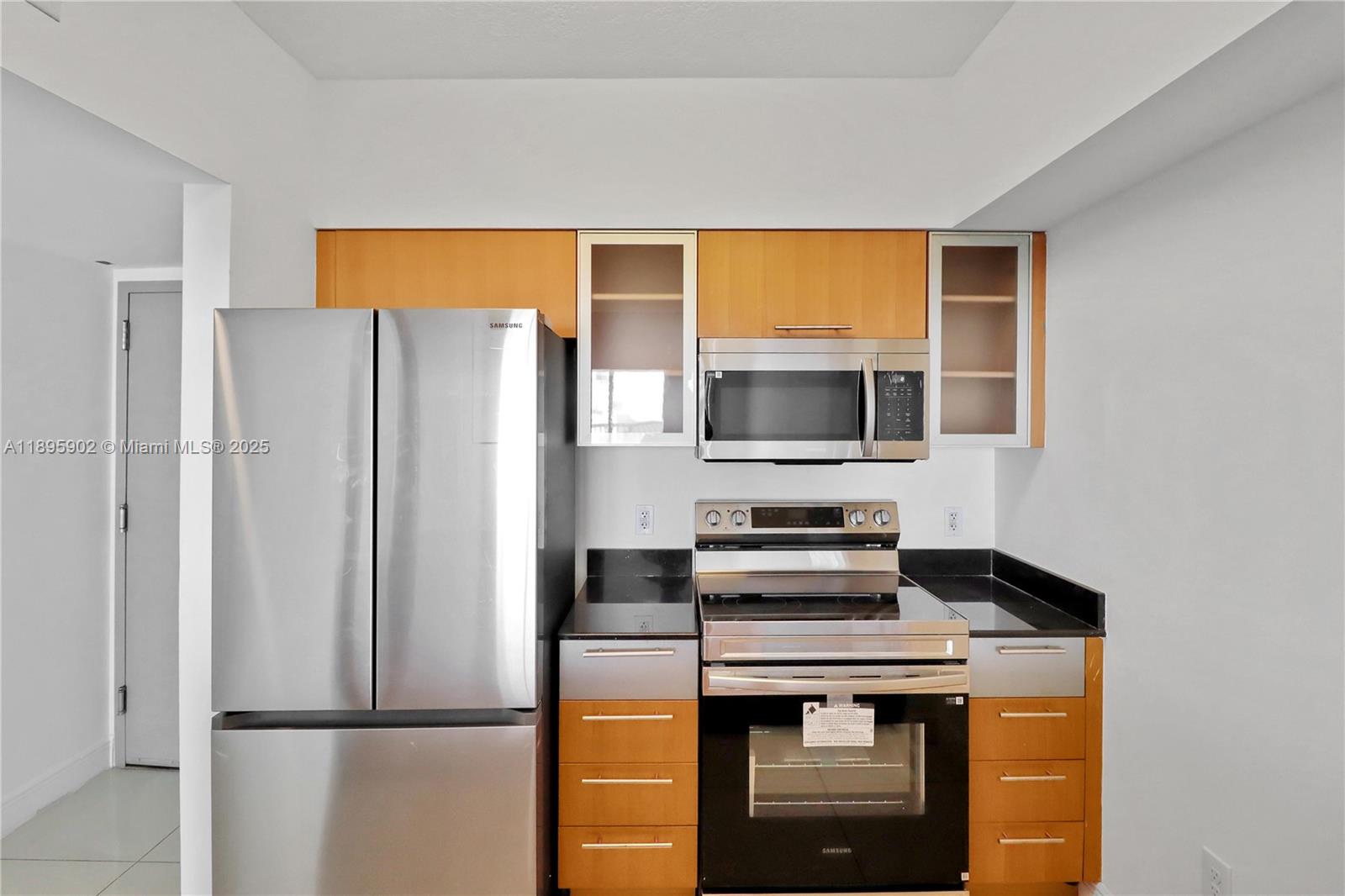 1750 N Bayshore Dr 3905