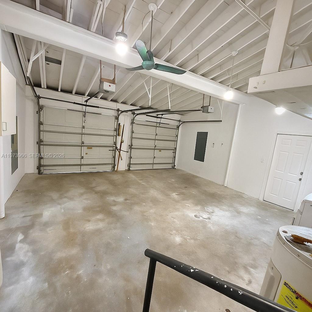 CORAL GABLES SEC E - Residential