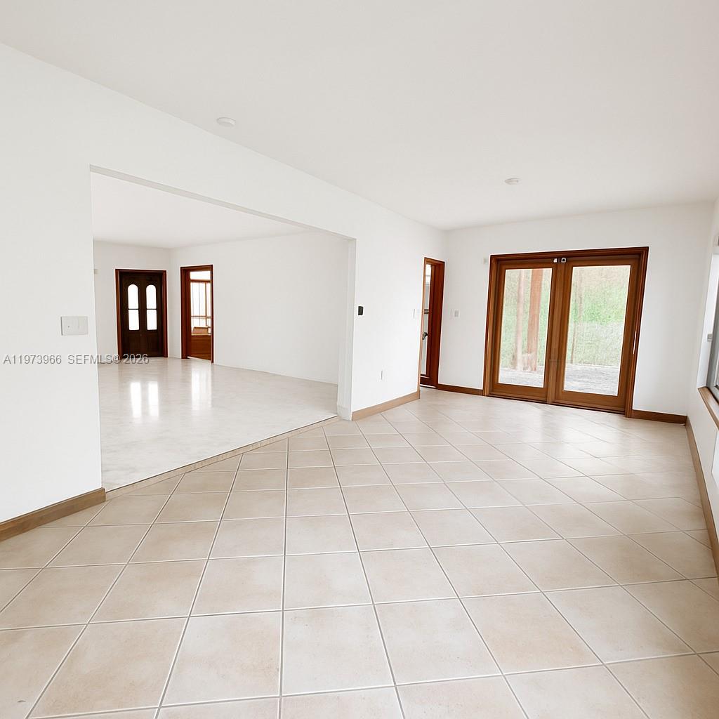 CORAL GABLES SEC E - Residential