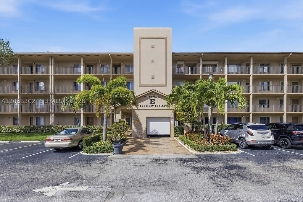Photo of 1200 SW 137th Ave #308E, Pembroke Pines, FL 33027 (MLS # A12063302)