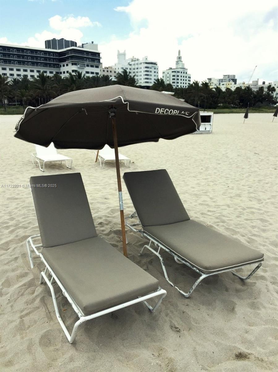 THE DECOPLAGE CONDO - Residential Lease