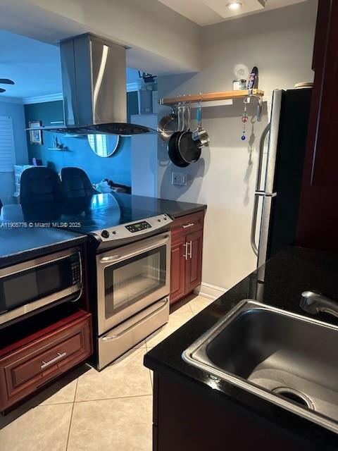 CAMELOT SHORES CONDO - Residential Lease