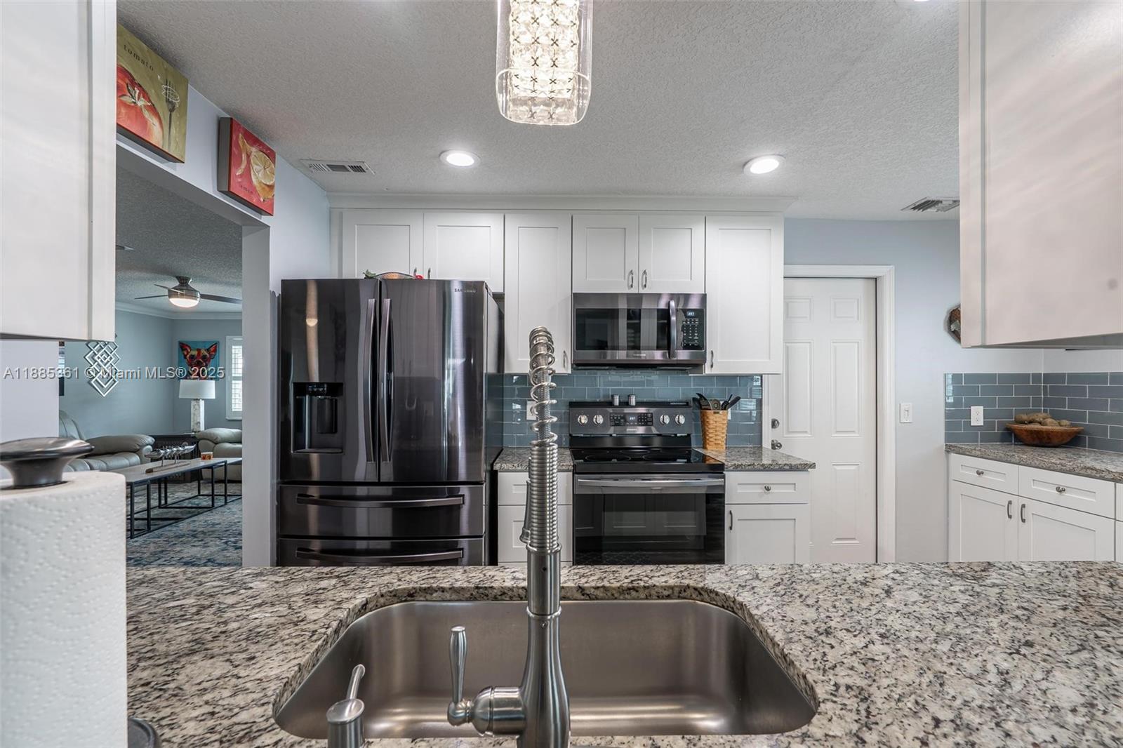 LAUDERDALE WEST 2 SEC - Residential