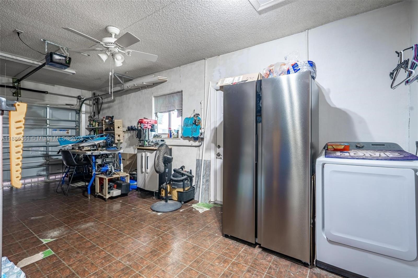 LAUDERDALE WEST 2 SEC - Residential