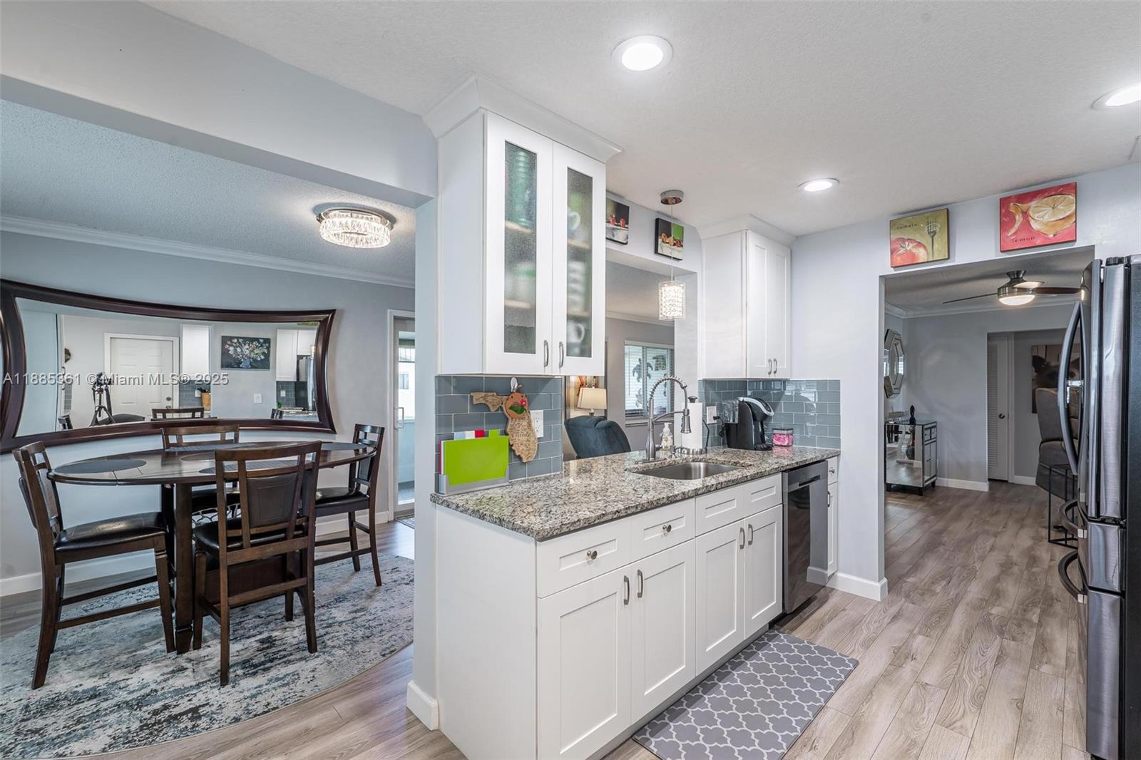 LAUDERDALE WEST 2 SEC - Residential