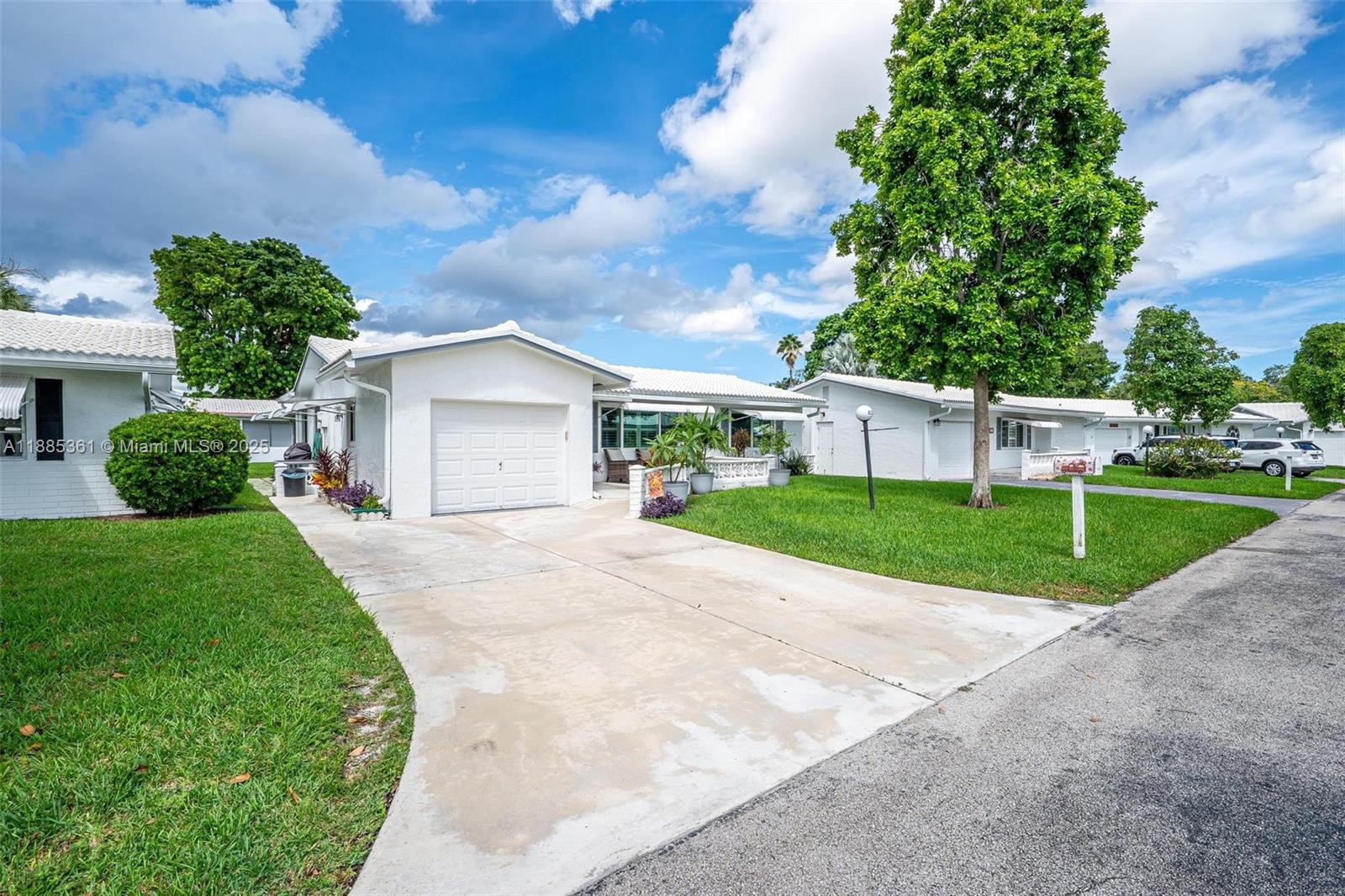 LAUDERDALE WEST 2 SEC - Residential
