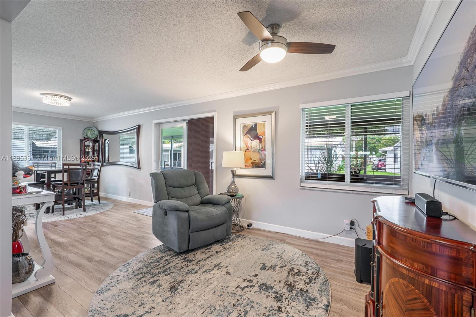 LAUDERDALE WEST 2 SEC - Residential