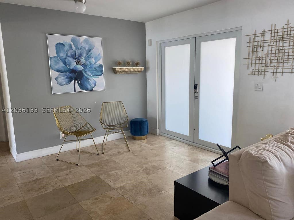 Photo of 1103 Washington St, Hollywood, FL 33019 (MLS # A12036133)