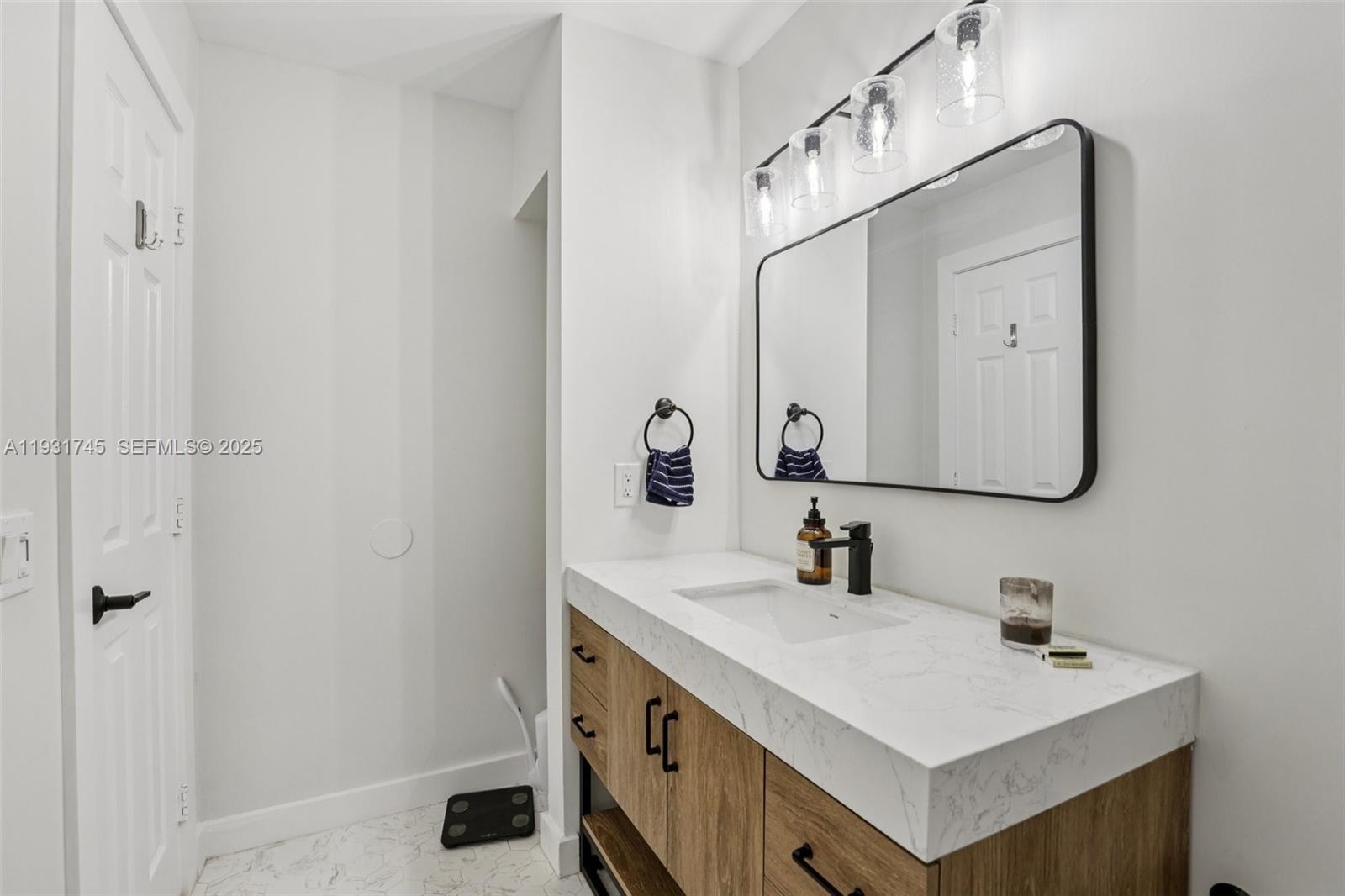 SUNDANCE AT DAVIE CONDO - Residential Lease