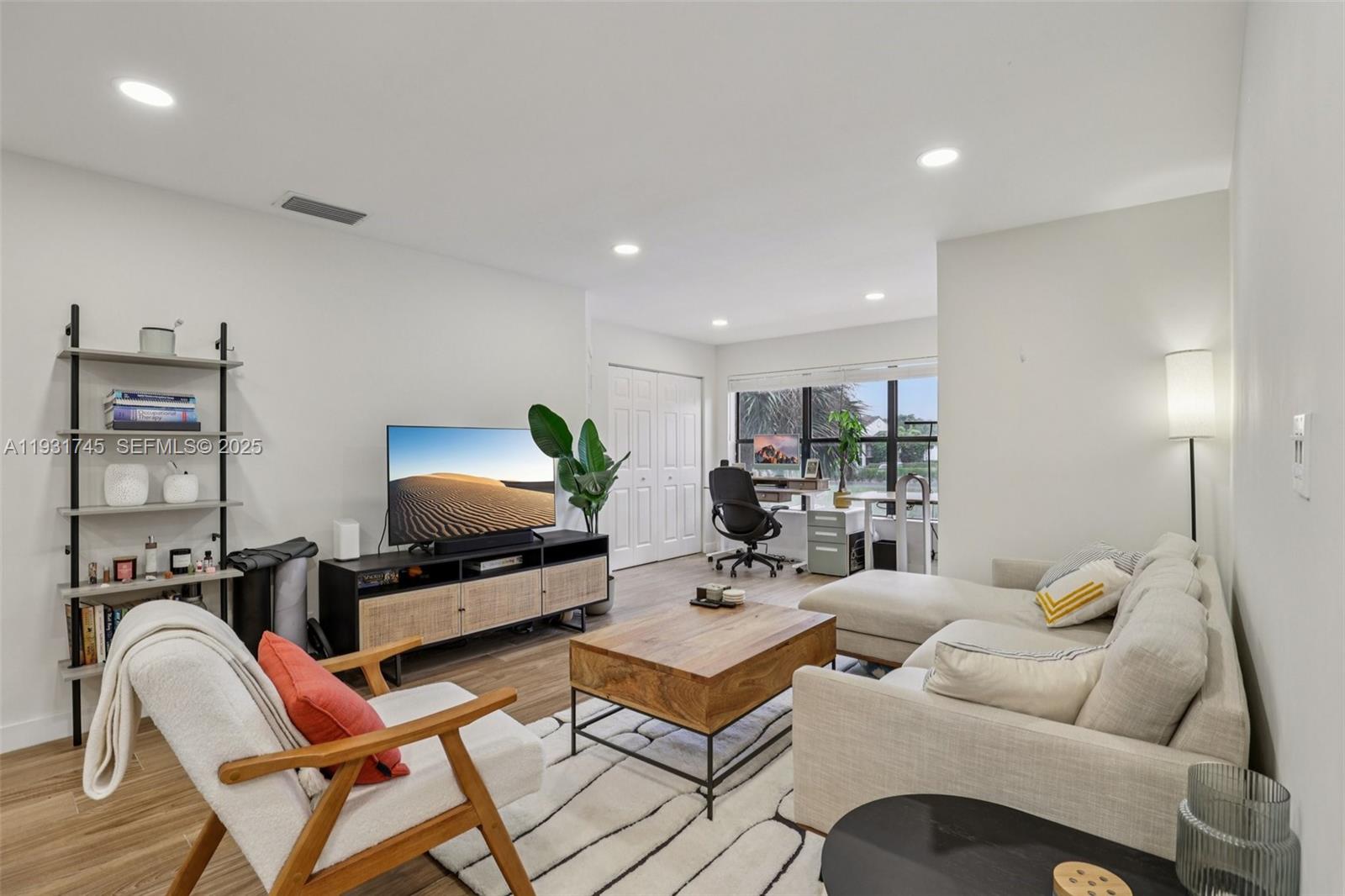 SUNDANCE AT DAVIE CONDO - Residential Lease