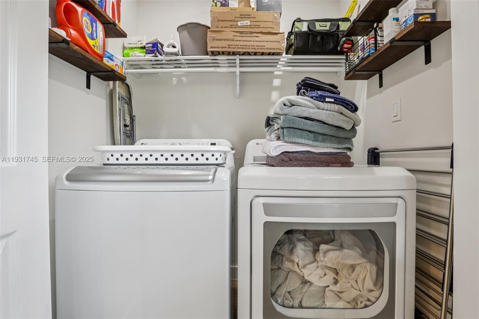 SUNDANCE AT DAVIE CONDO - Residential Lease