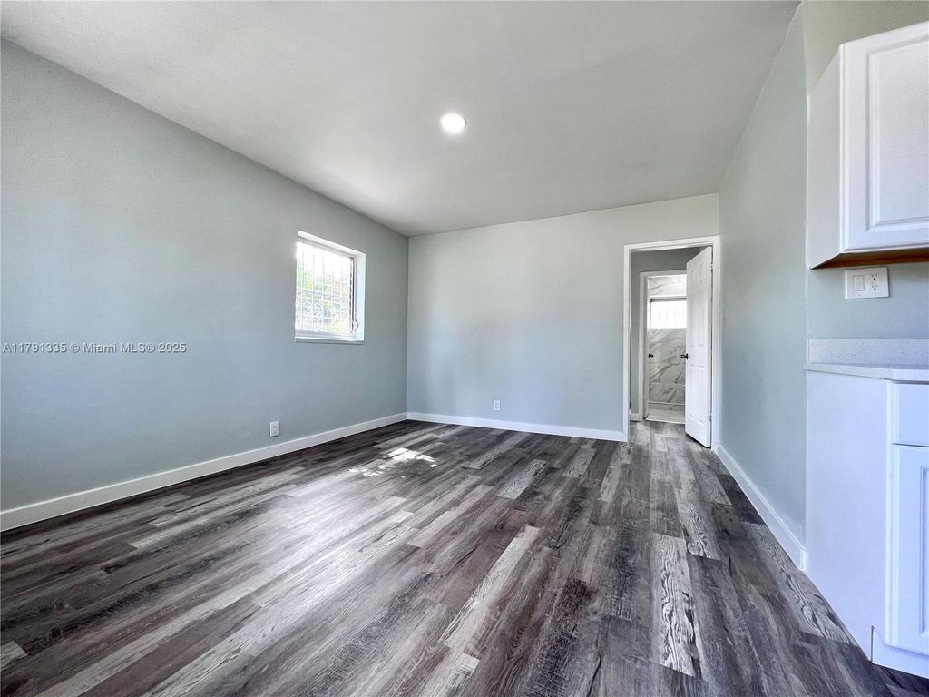 Photo of 2901 NW 18th St #28, Fort Lauderdale, FL 33311 (MLS # A11791335)