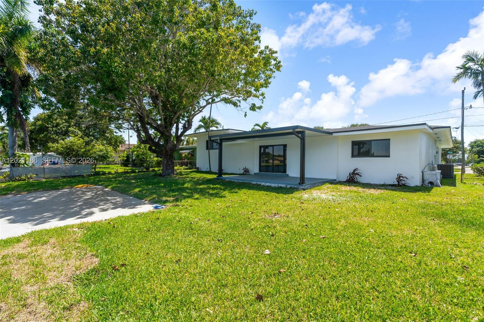 CRAVERO LAKE SHORE EST 2N - Residential