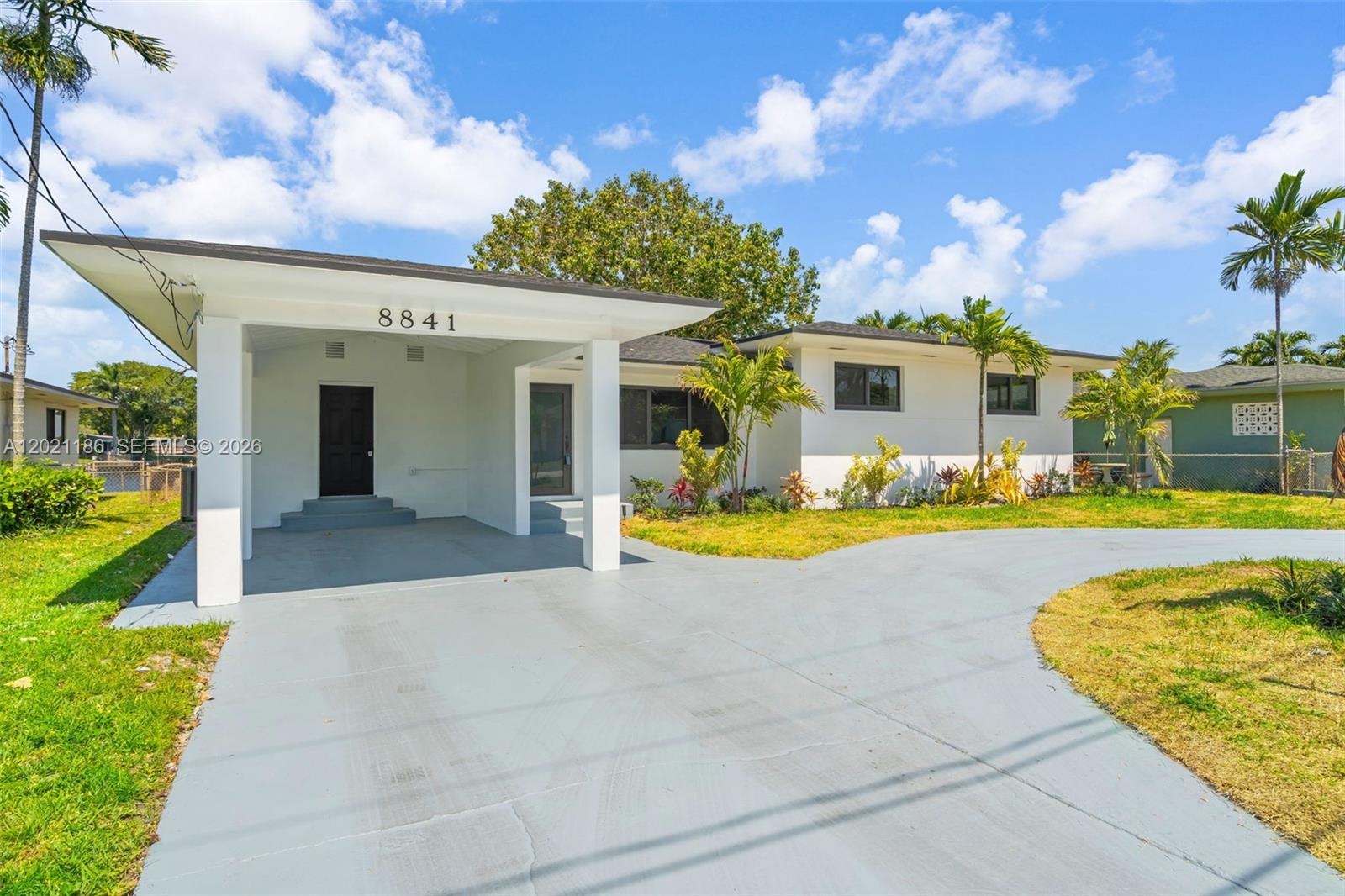 CRAVERO LAKE SHORE EST 2N - Residential