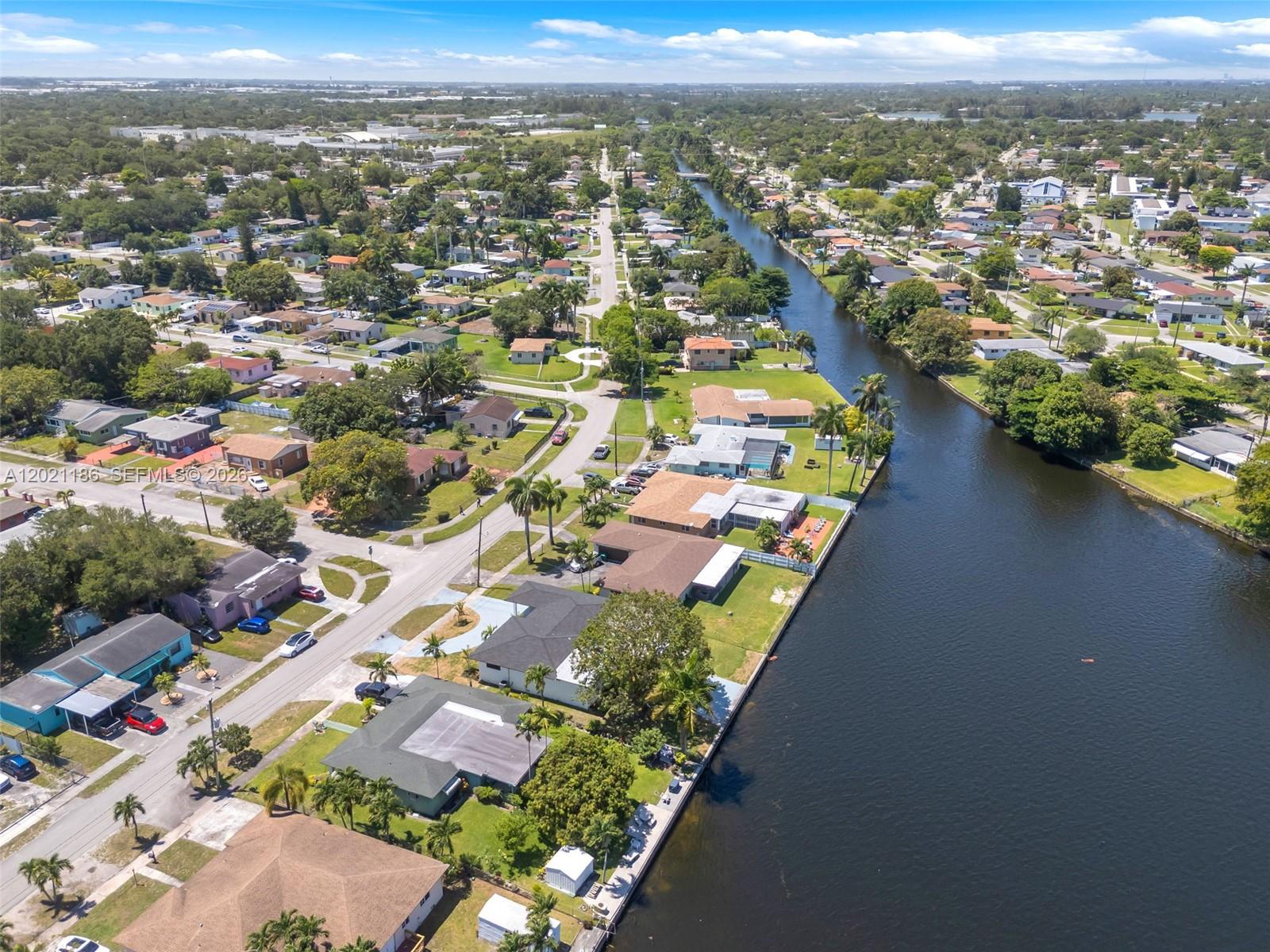 CRAVERO LAKE SHORE EST 2N - Residential