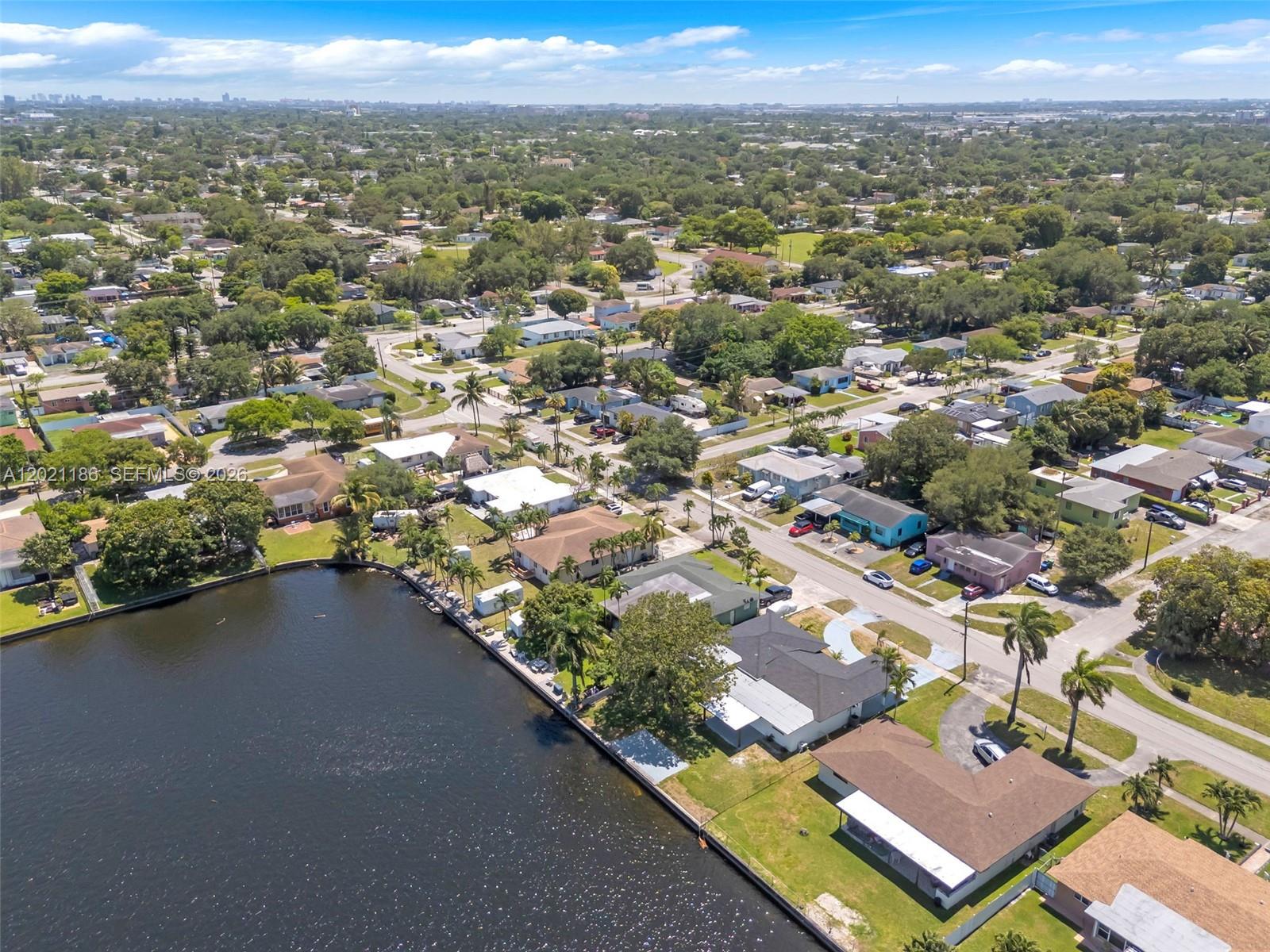 CRAVERO LAKE SHORE EST 2N - Residential