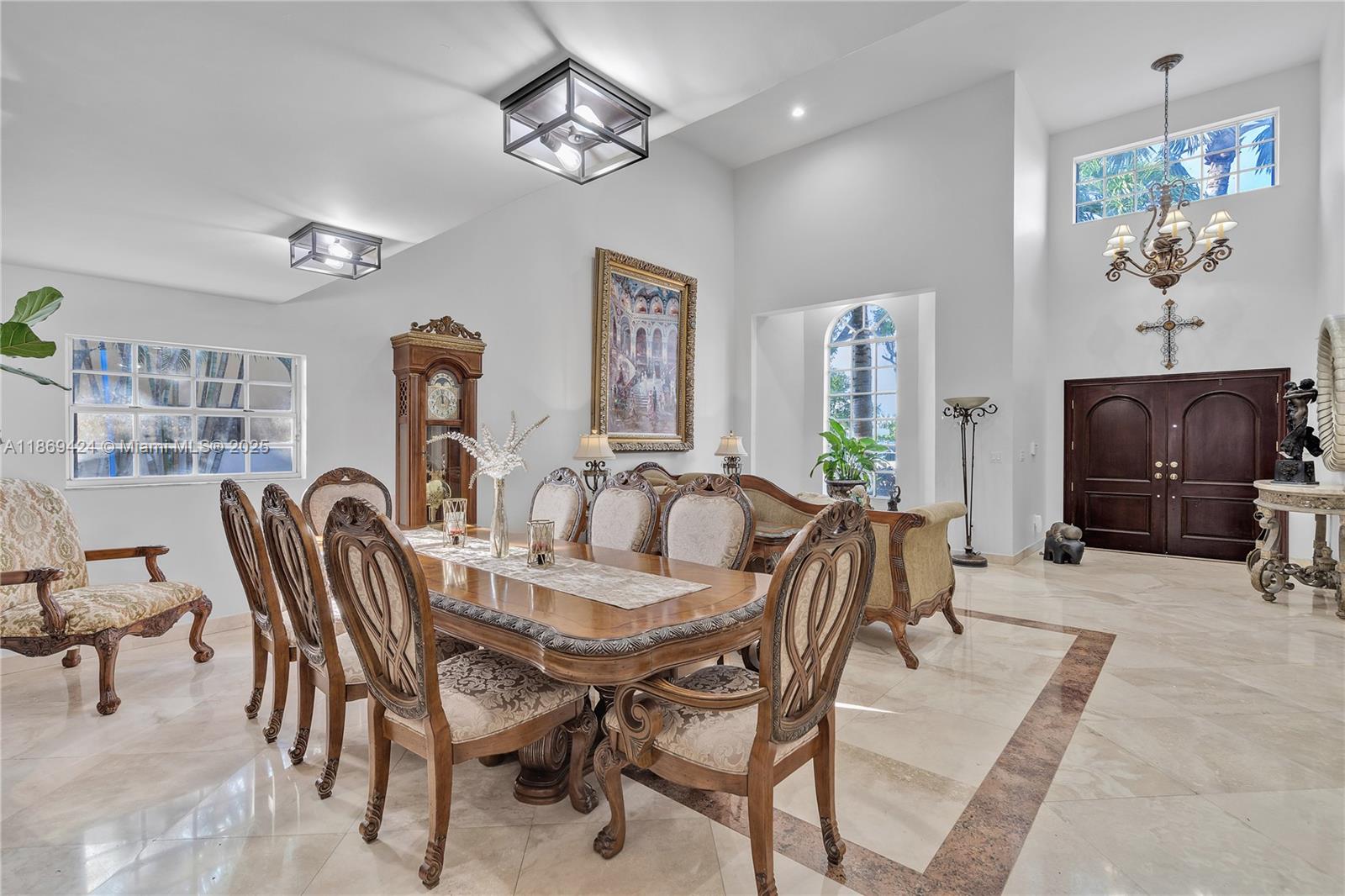 FIRST ADDN TO RO-JEN ESTA - Residential